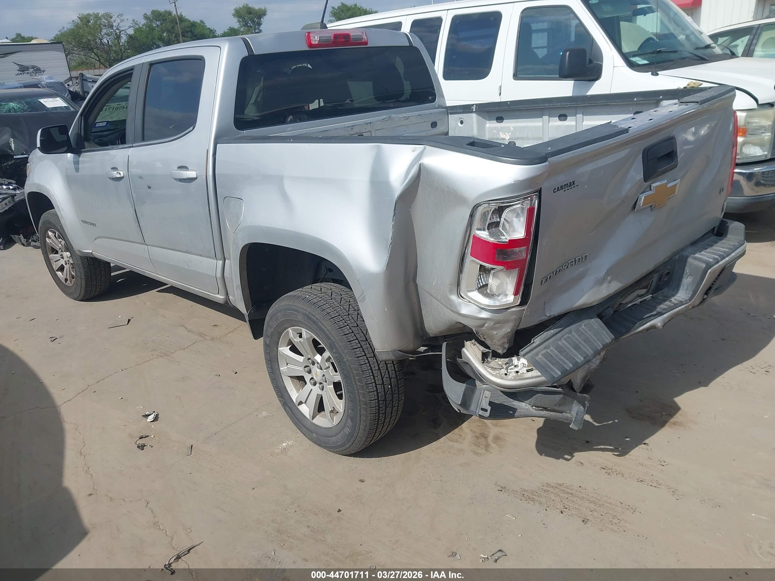 CHEVROLET COLORADO image 3