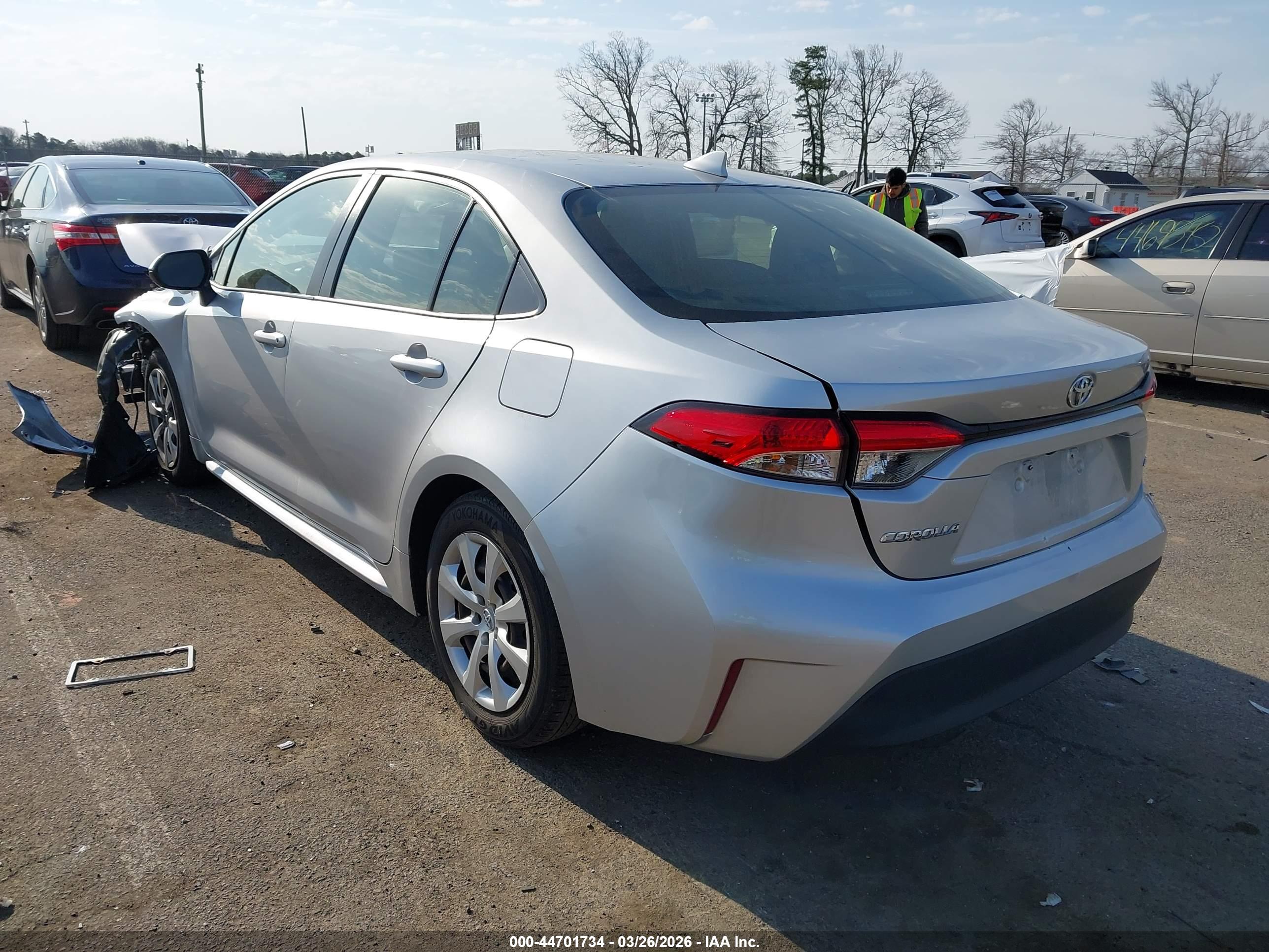 TOYOTA COROLLA image 3