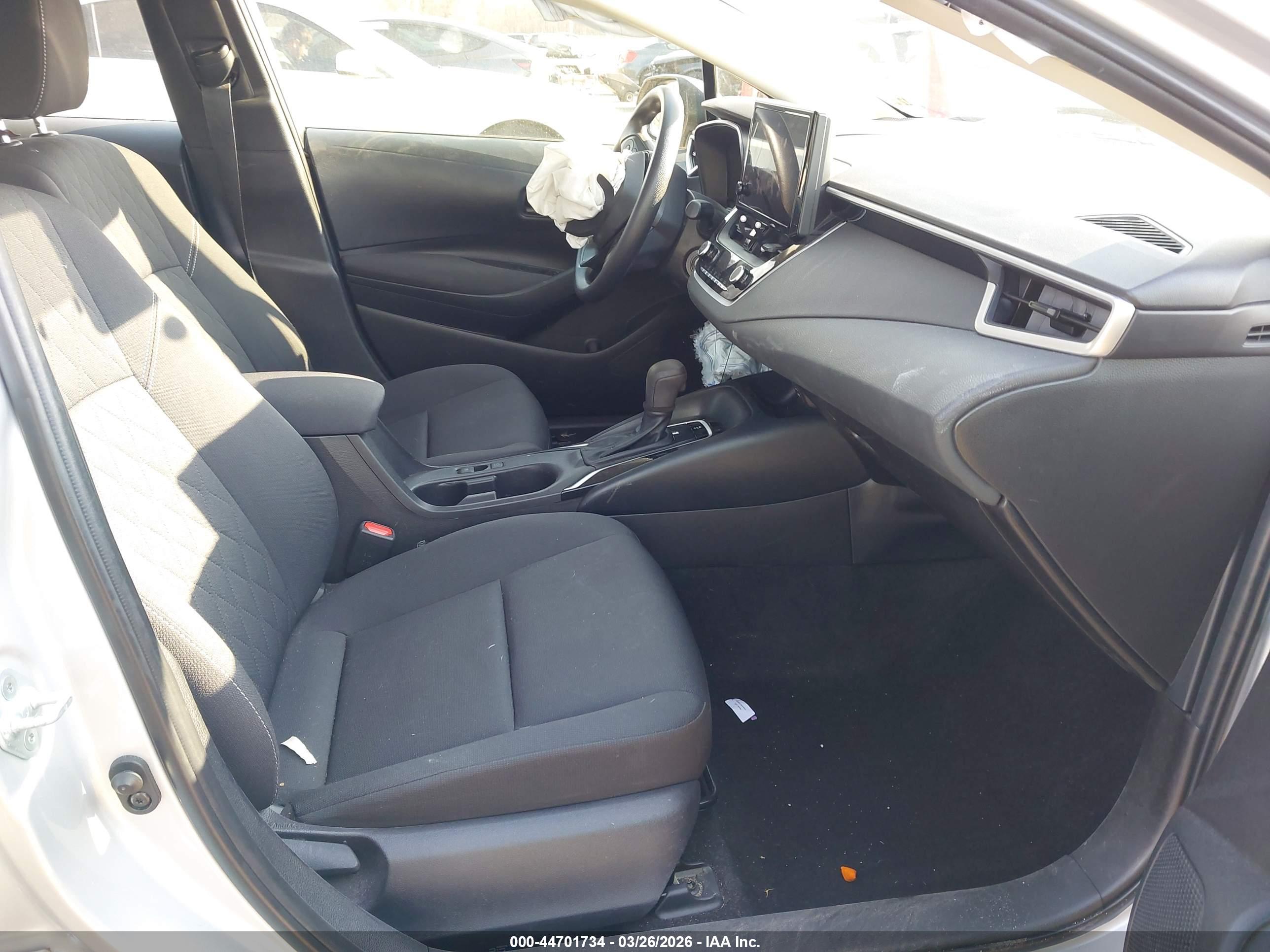 TOYOTA COROLLA image 5
