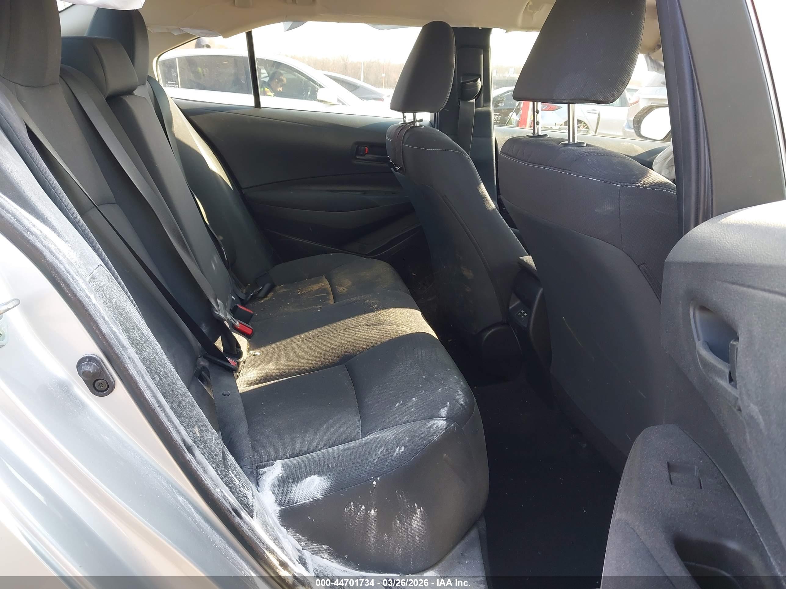 TOYOTA COROLLA image 8