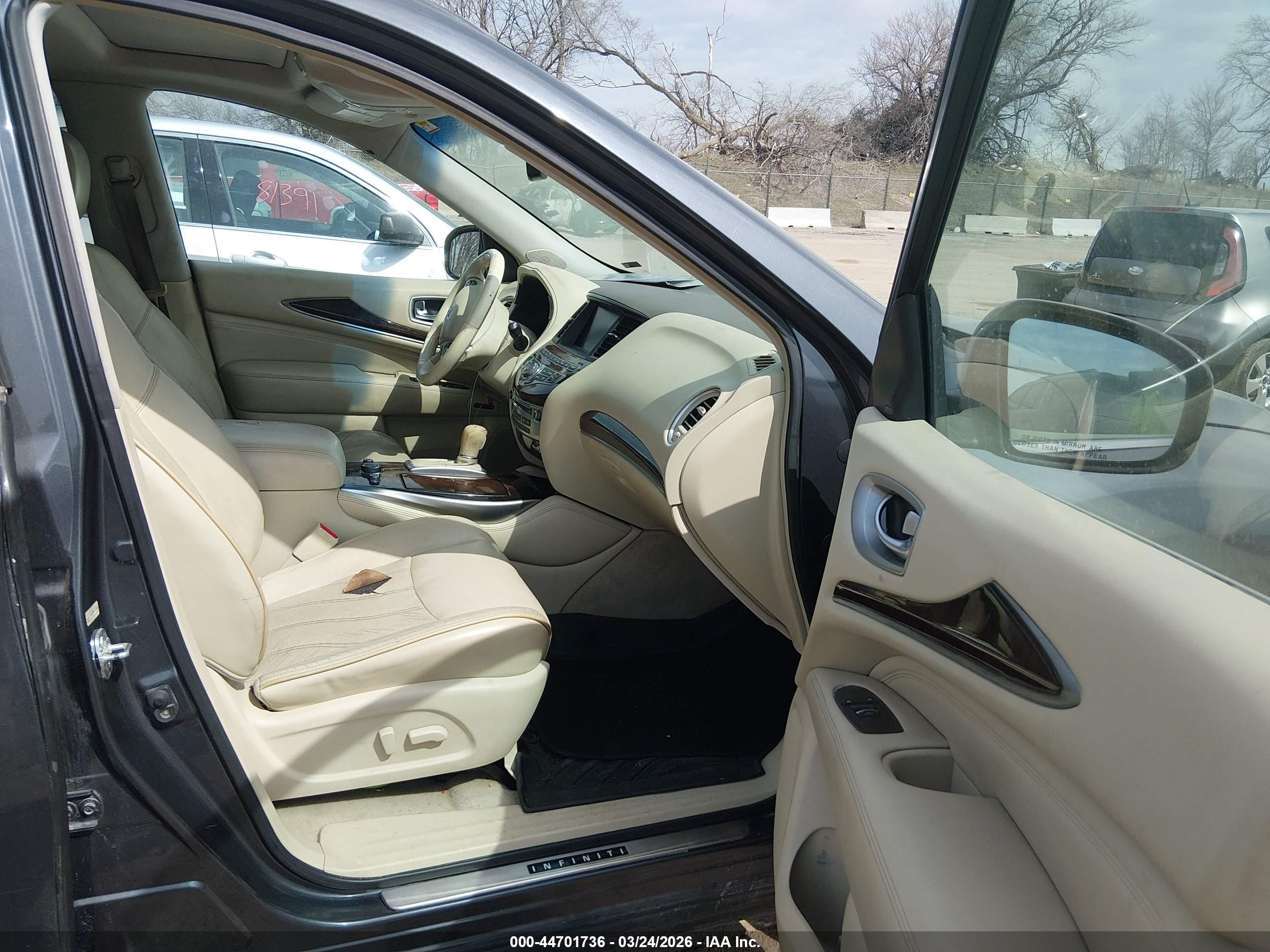 INFINITI JX35 image 5