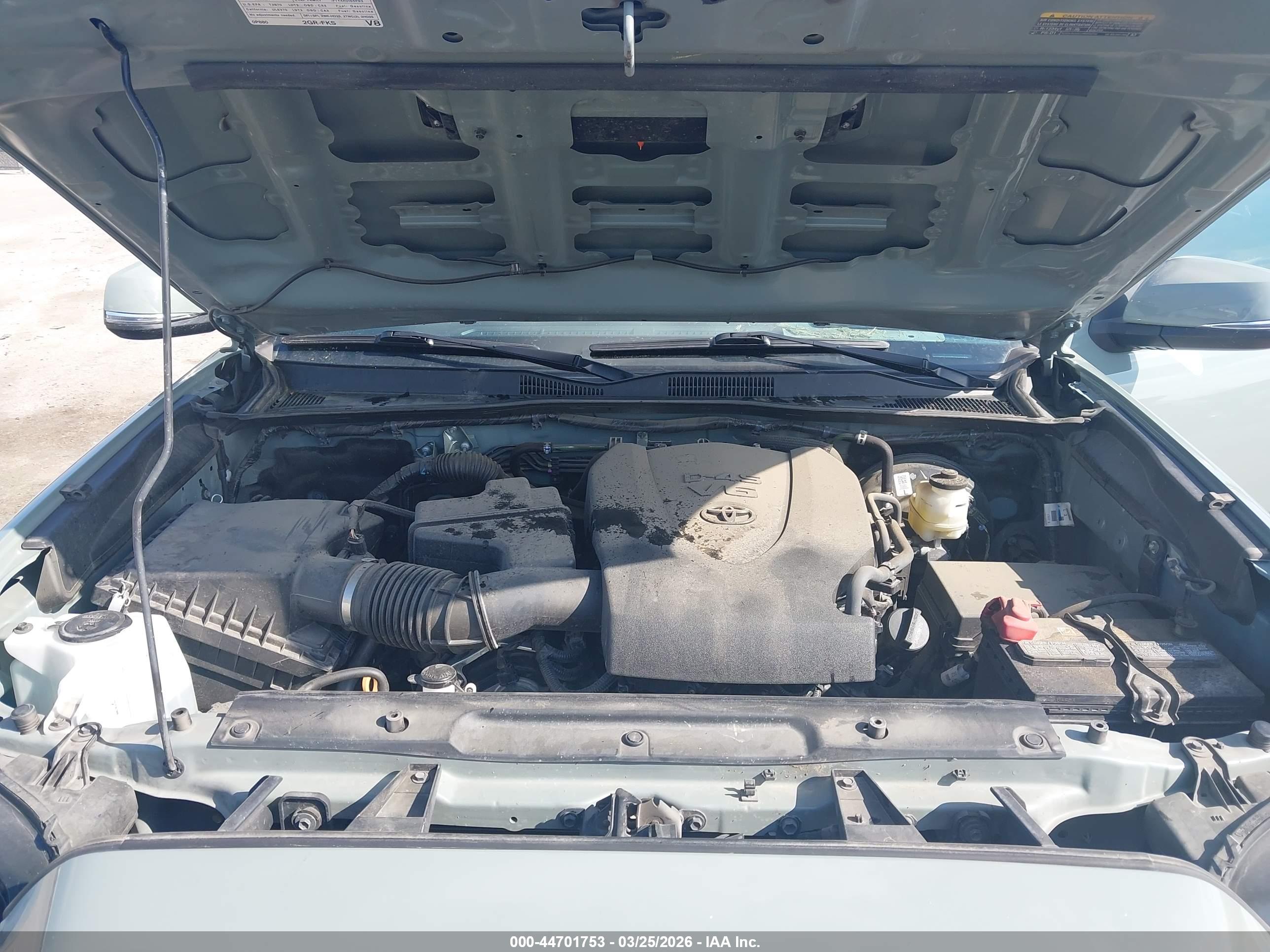 TOYOTA TACOMA image 10