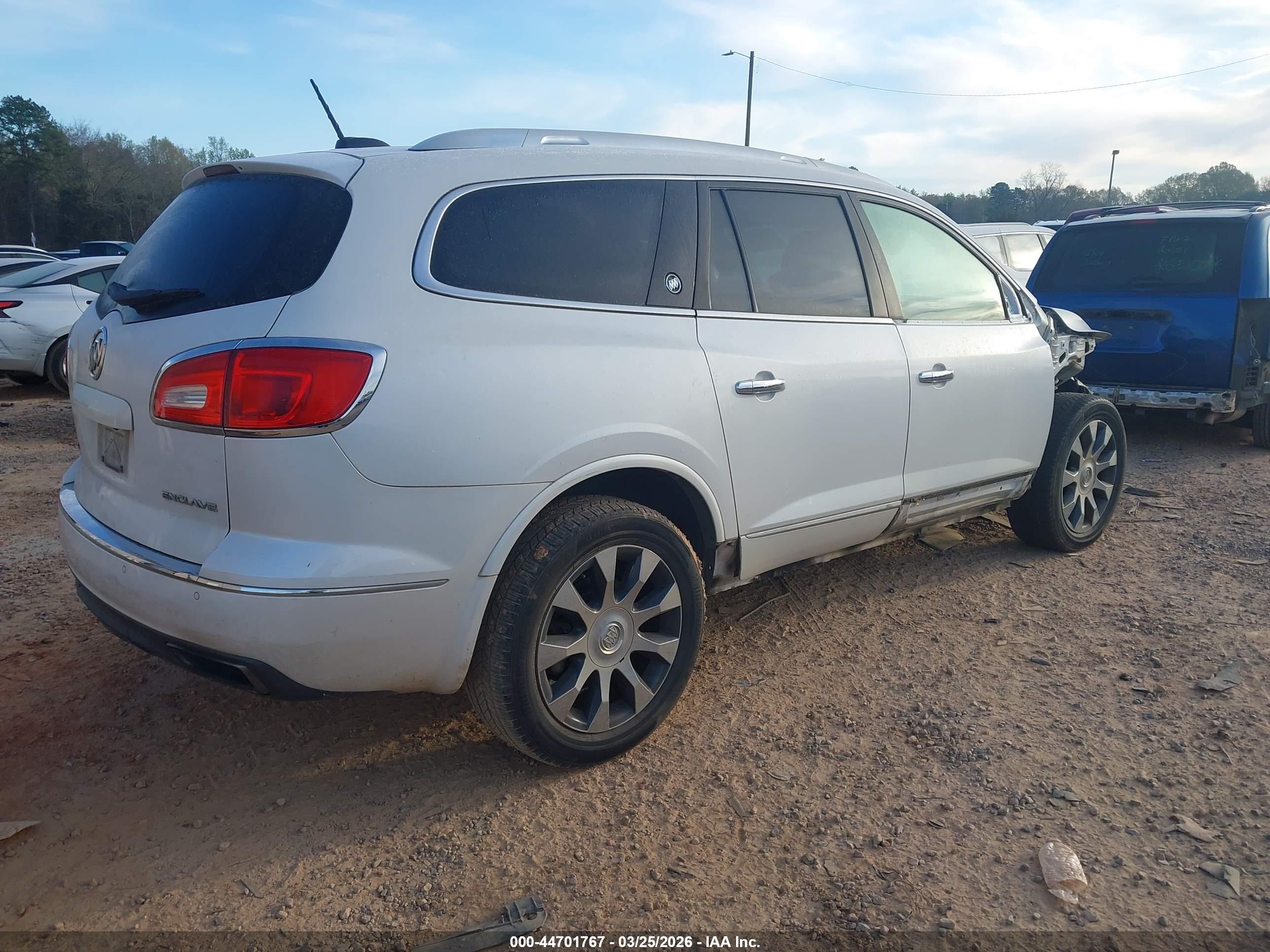 BUICK ENCLAVE image 4