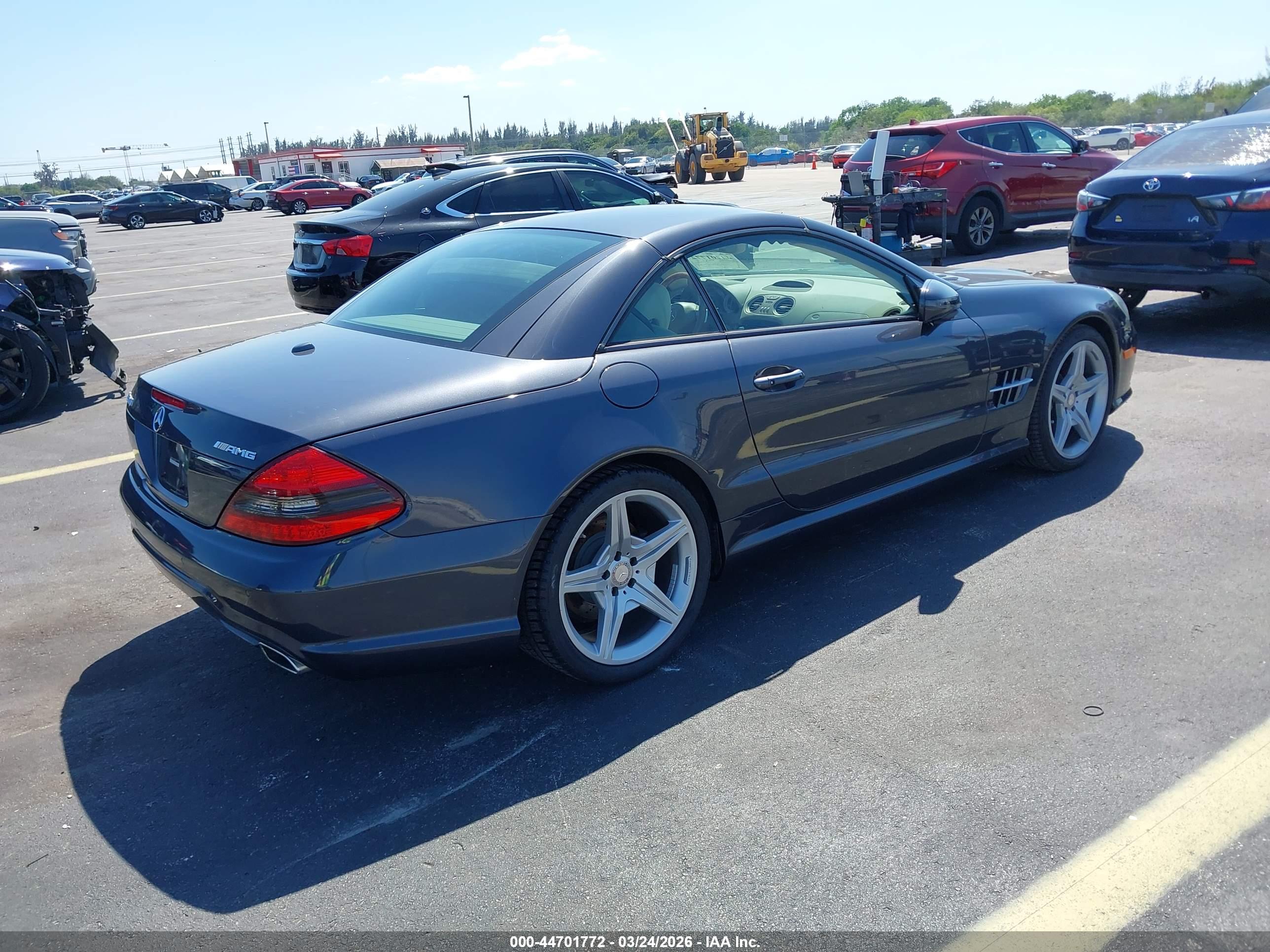 MERCEDES-BENZ SL image 4