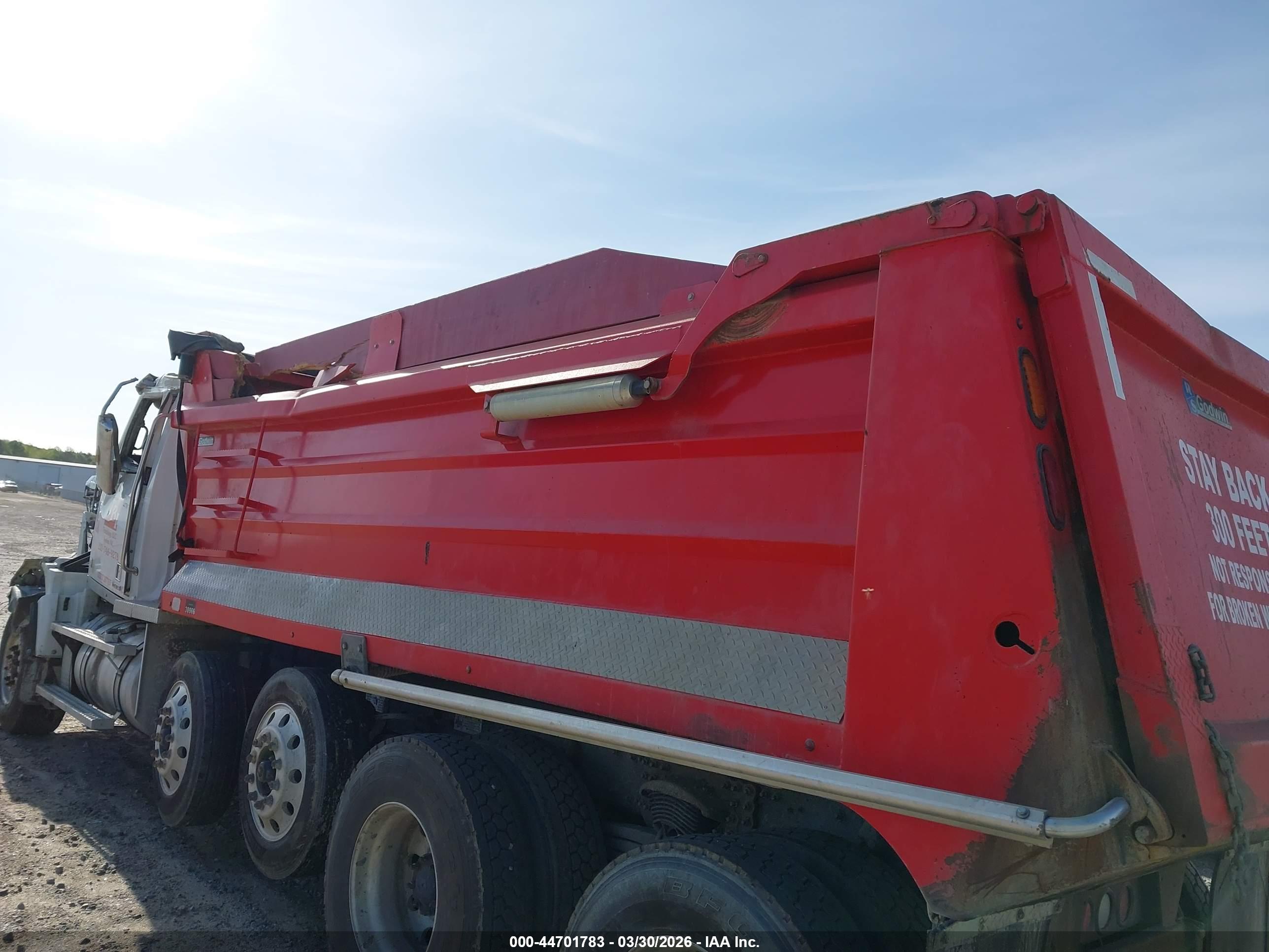 WESTERN STAR image 3