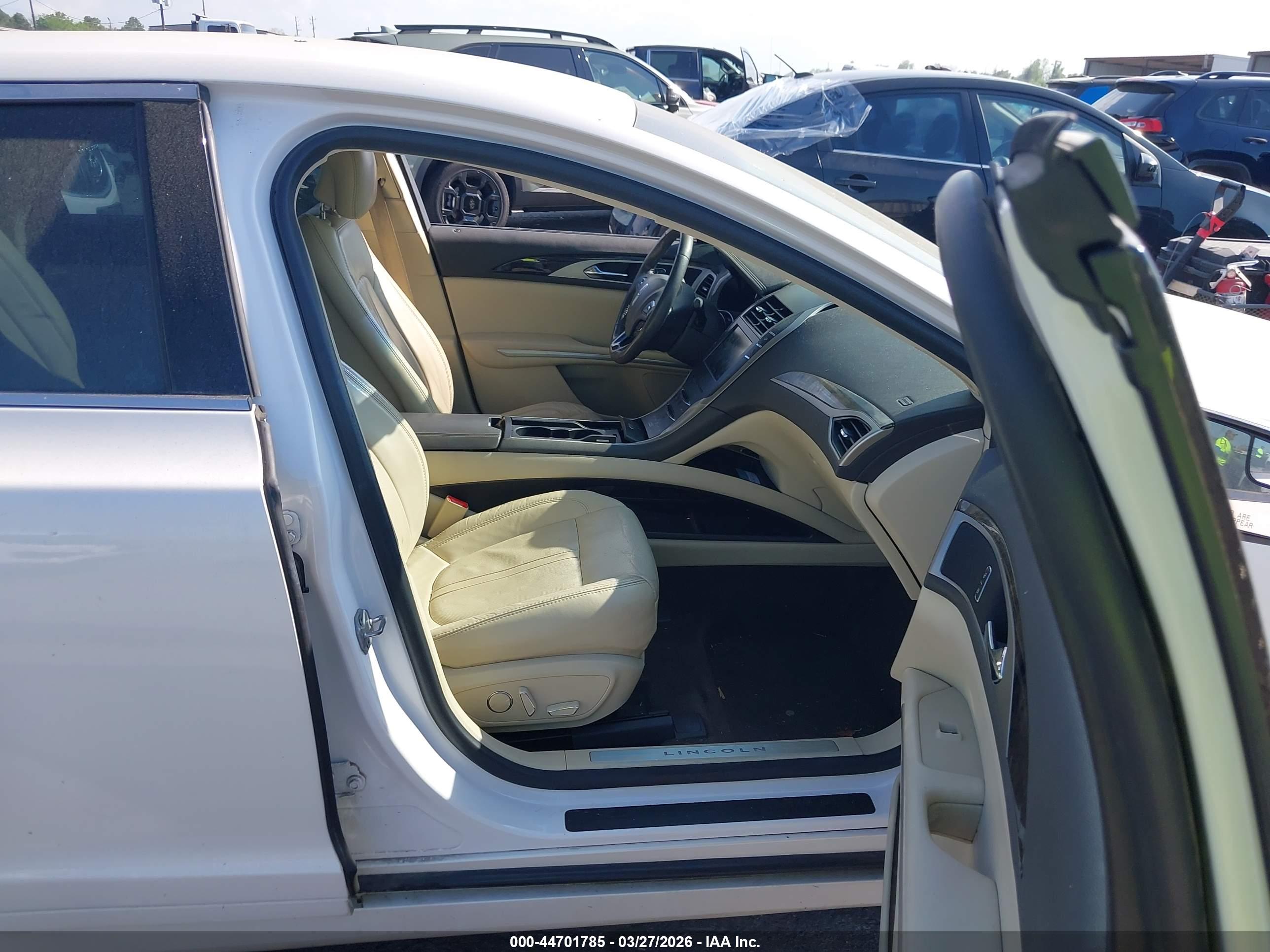 LINCOLN MKZ image 5