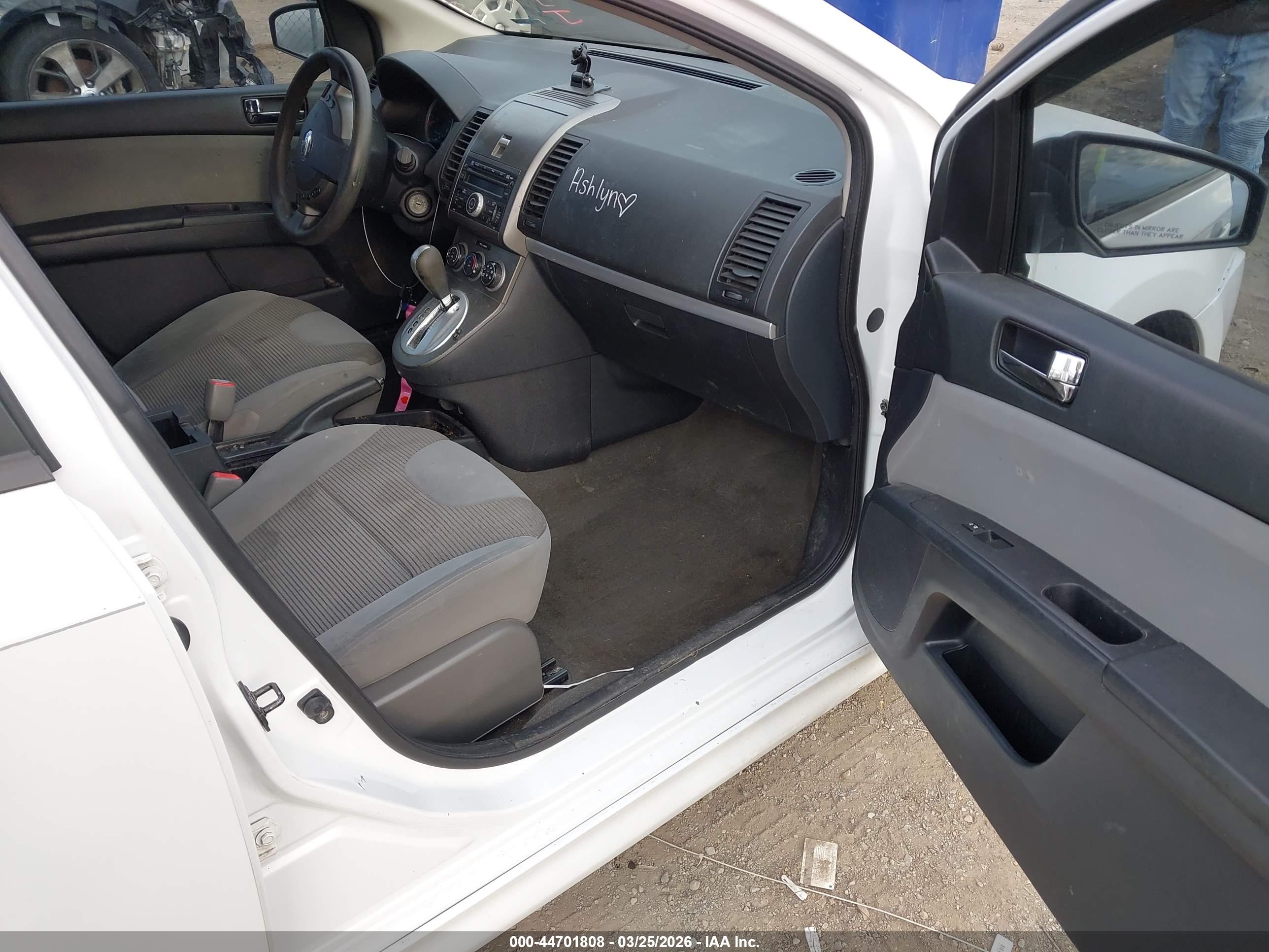 NISSAN SENTRA image 5