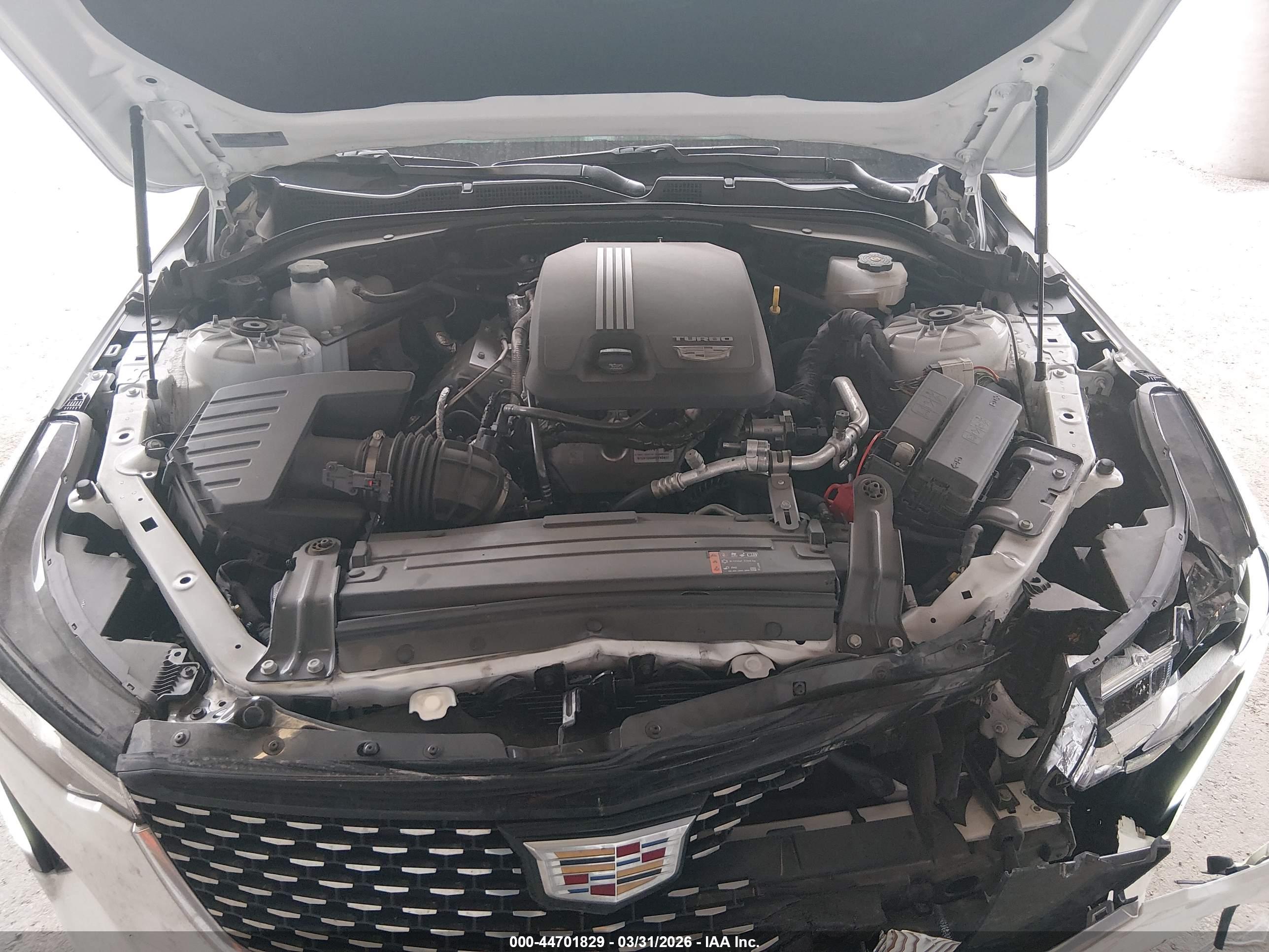 CADILLAC CT4 image 10