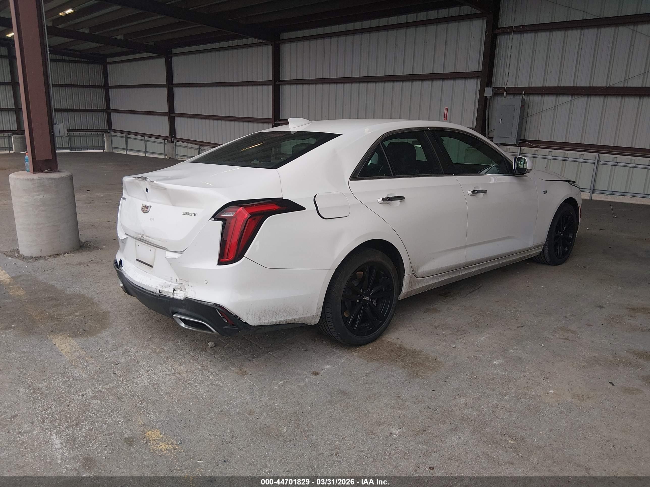 CADILLAC CT4 image 4