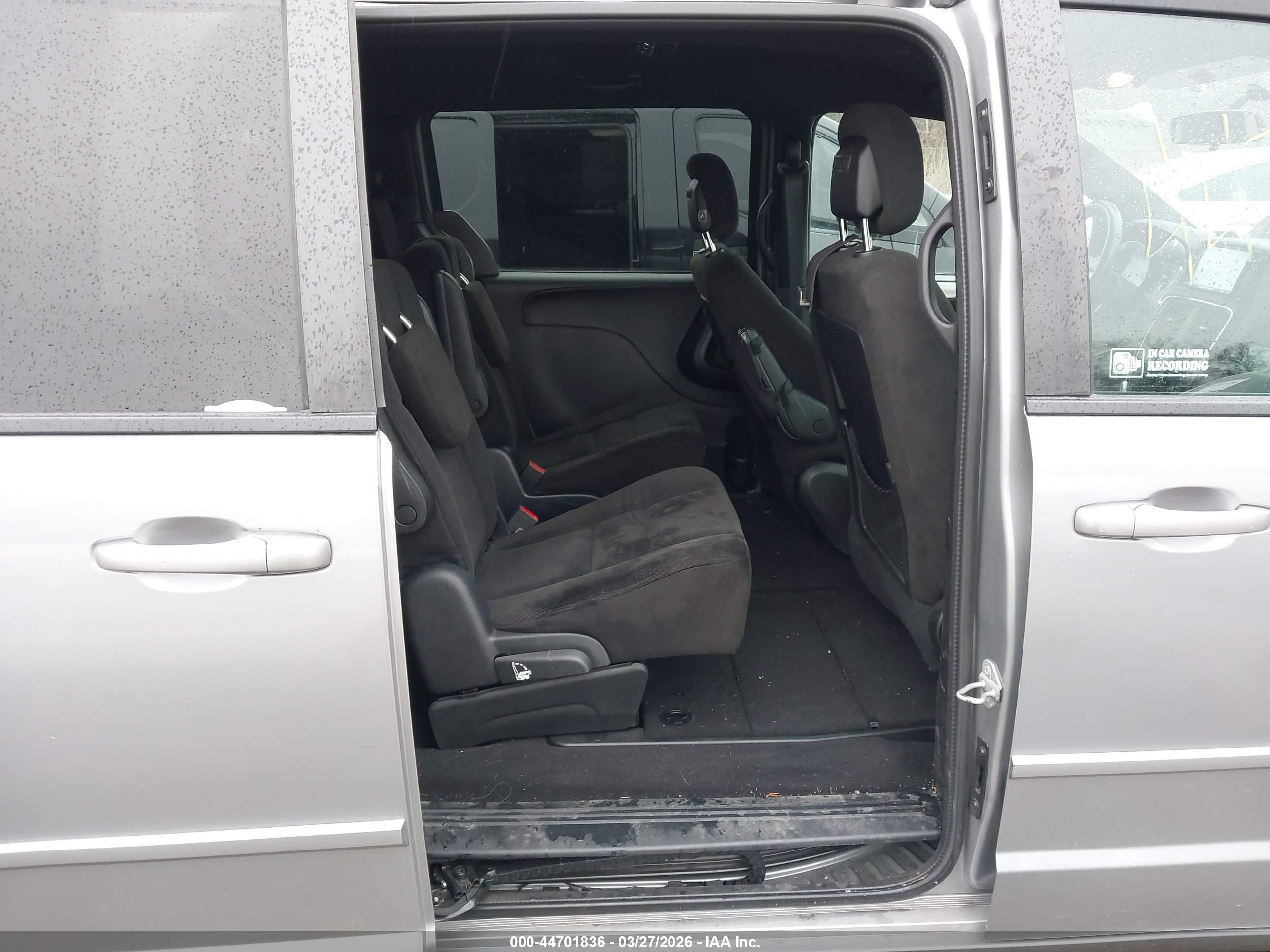 DODGE GRAND image 8