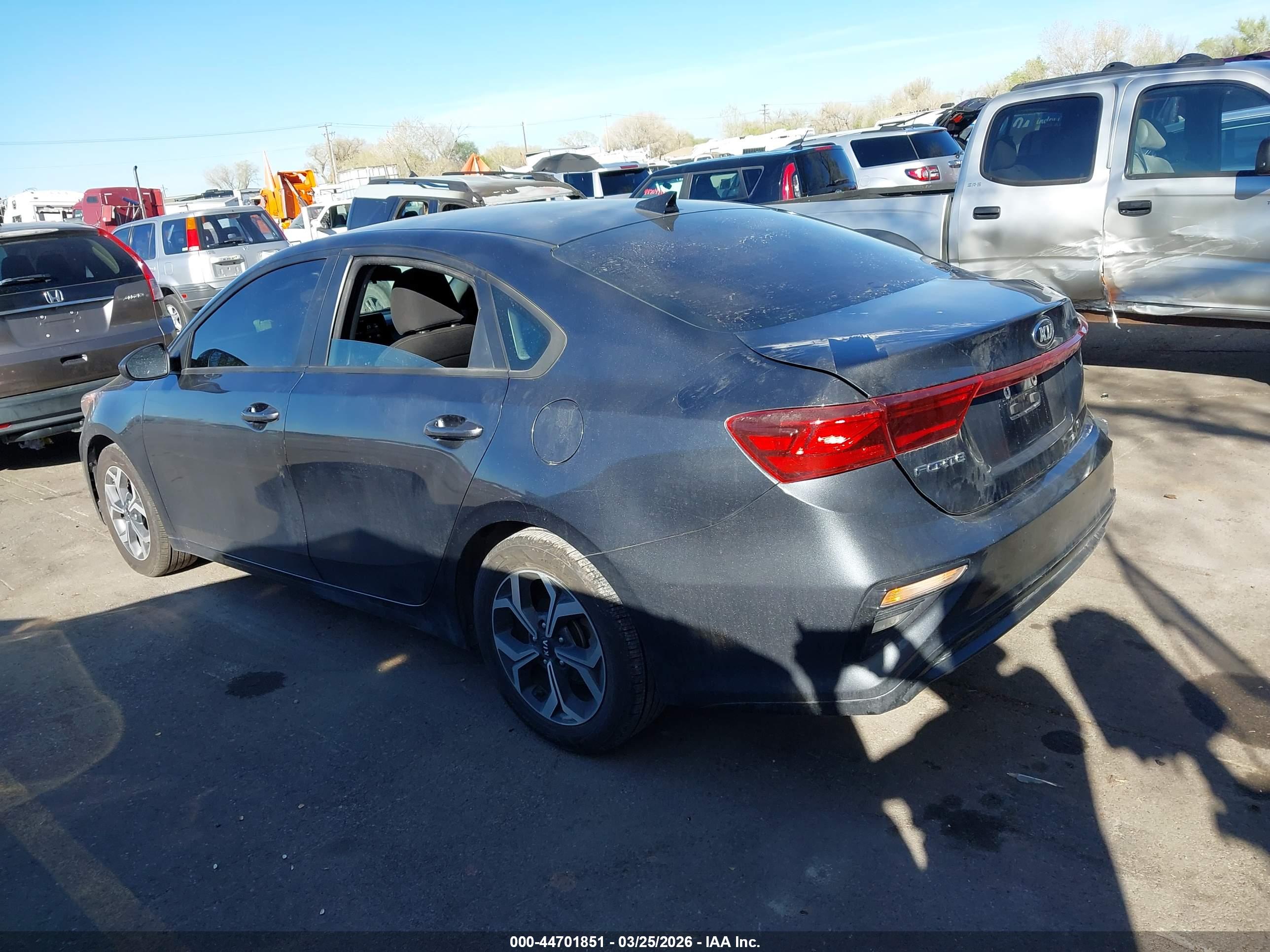 KIA FORTE image 3