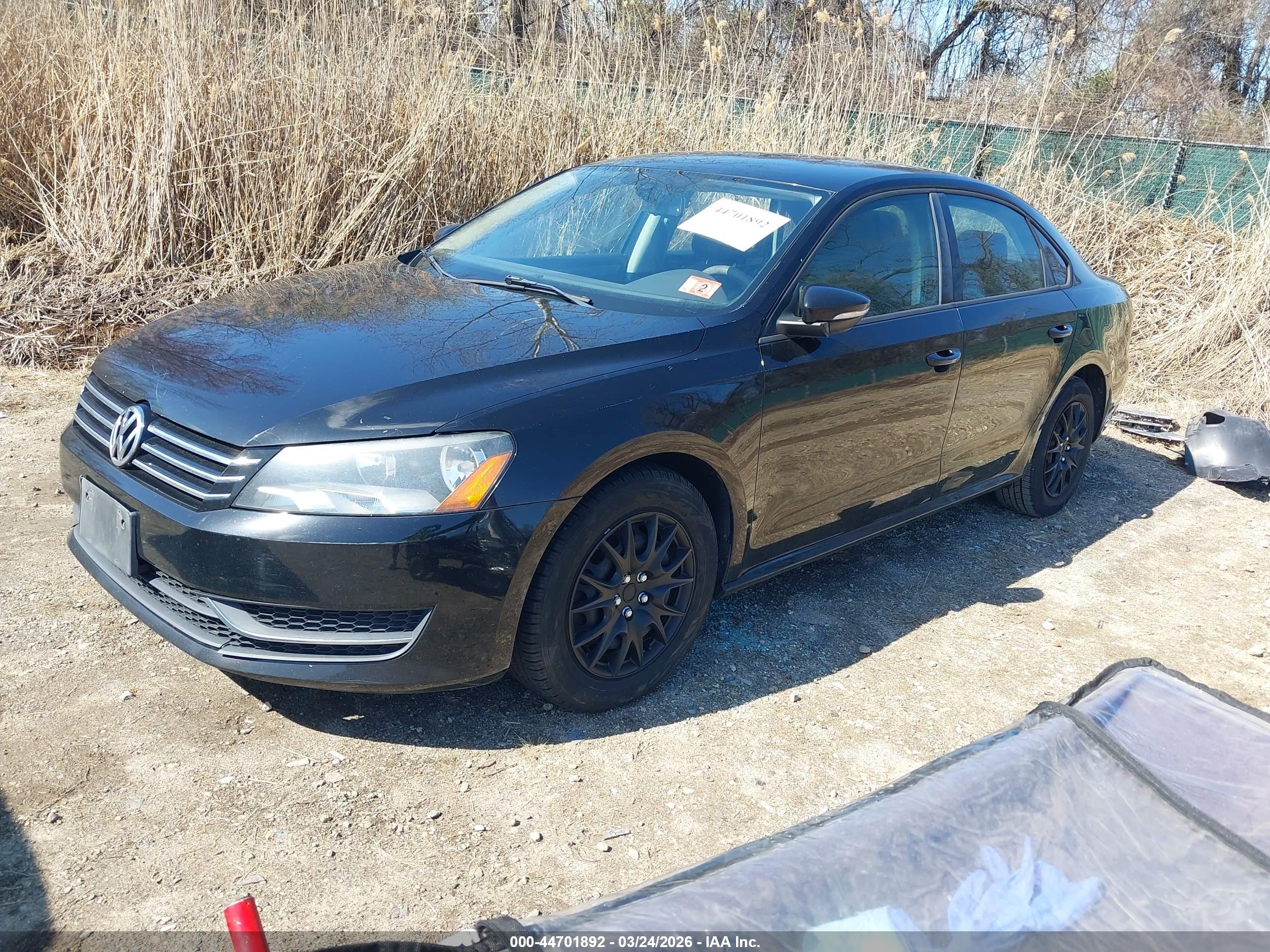 VOLKSWAGEN PASSAT image 2