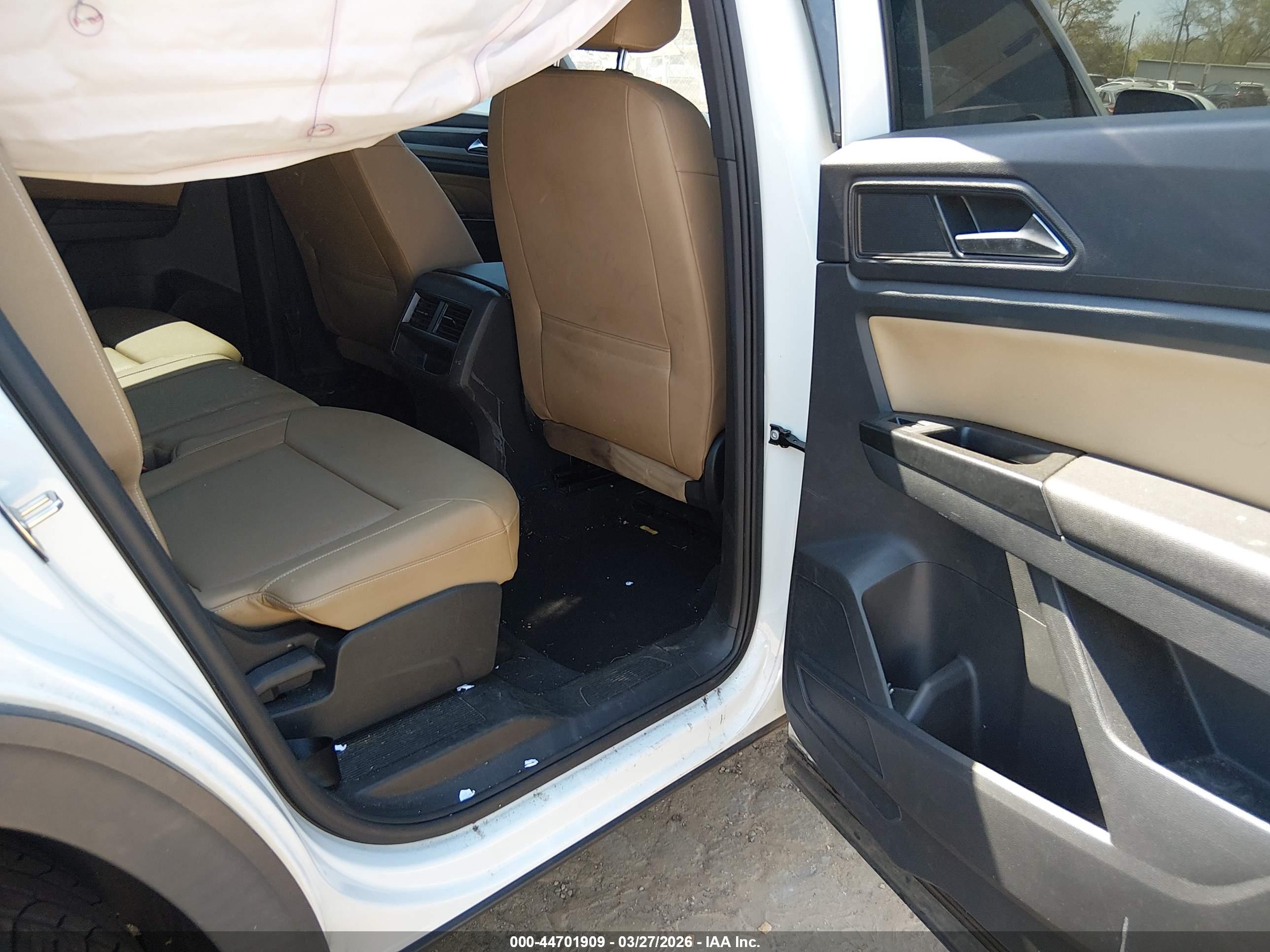 VOLKSWAGEN ATLAS image 8