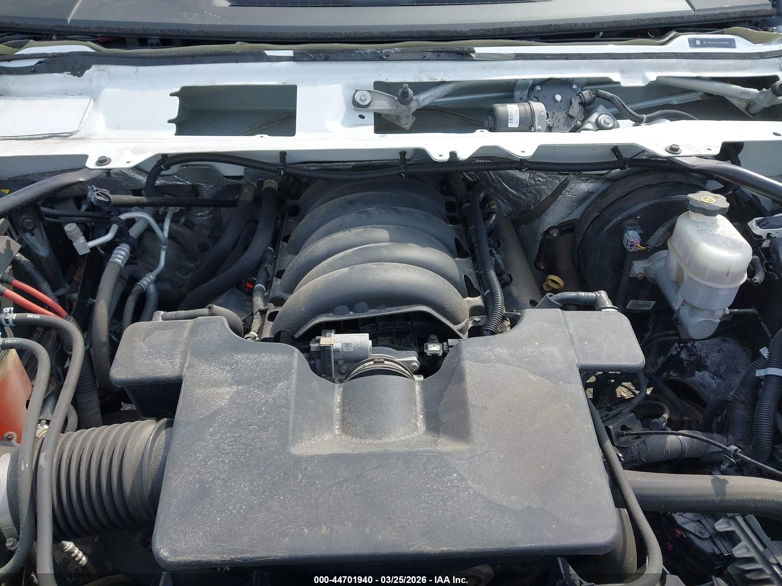 CHEVROLET SILVERADO image 10
