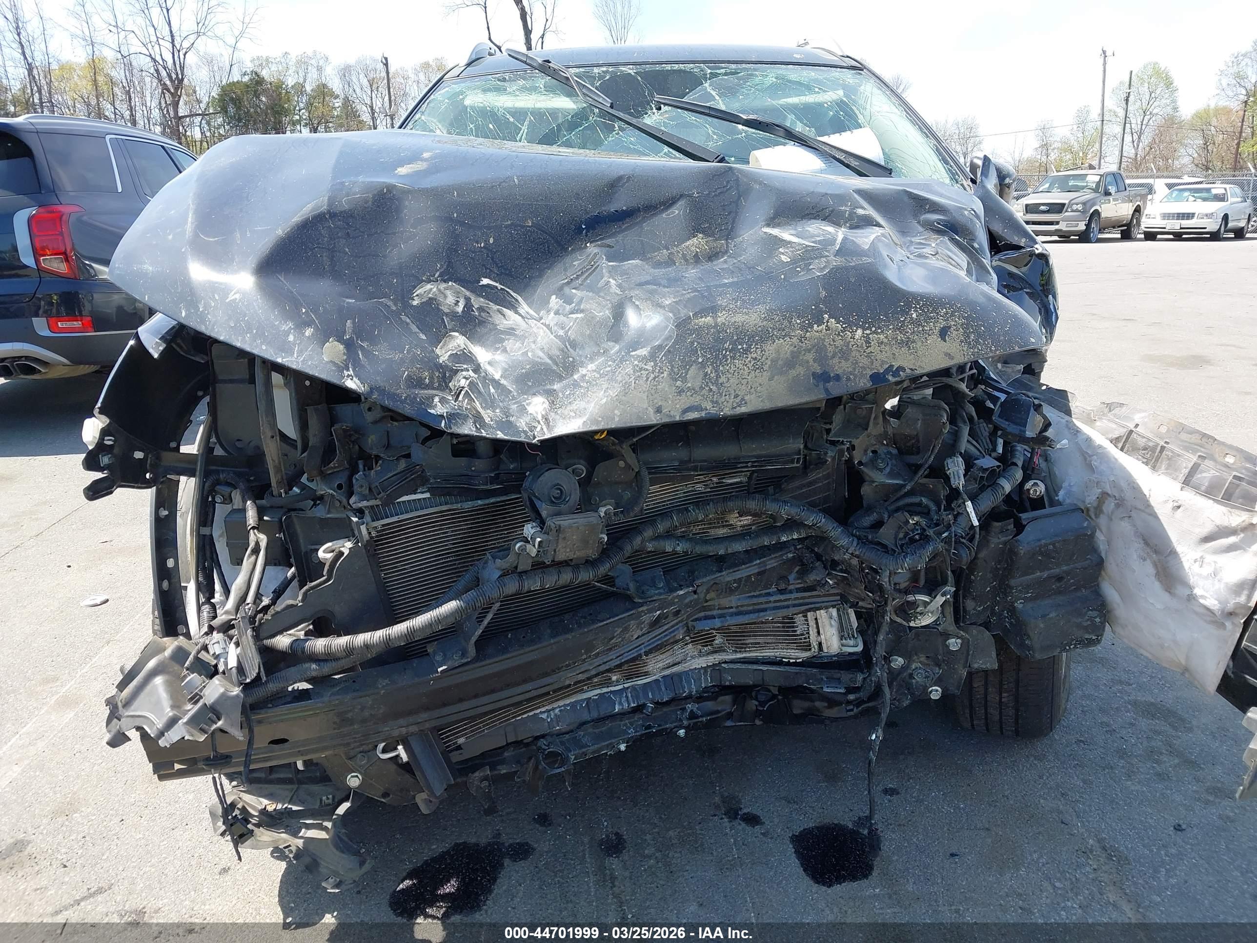 NISSAN ROGUE image 6