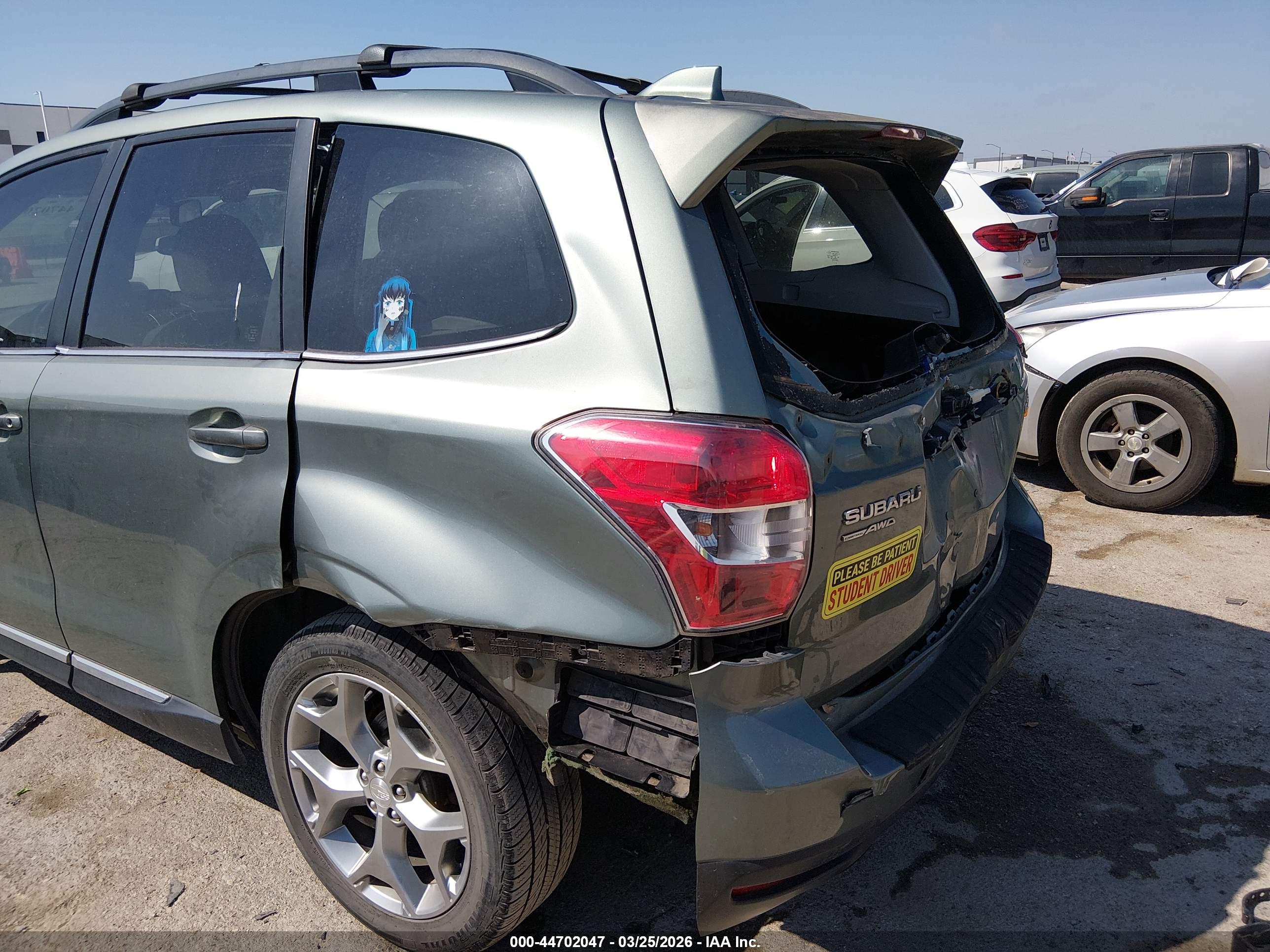 SUBARU FORESTER image 6