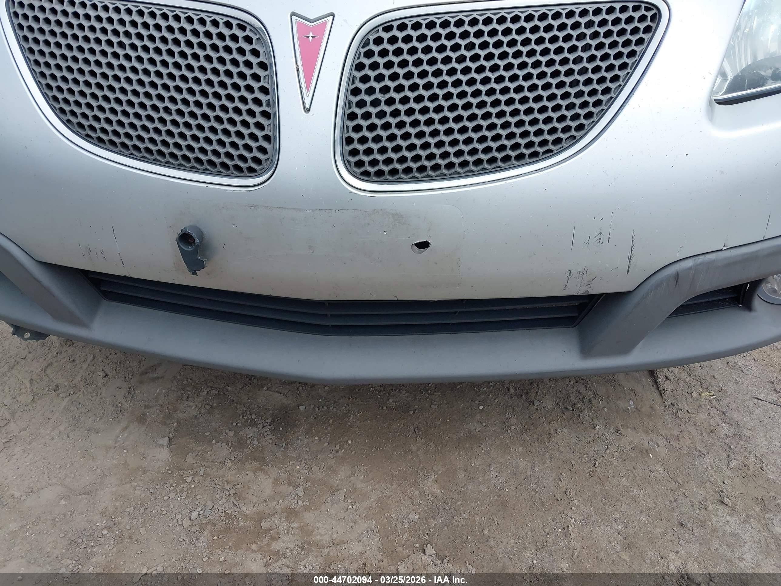 PONTIAC VIBE image 6