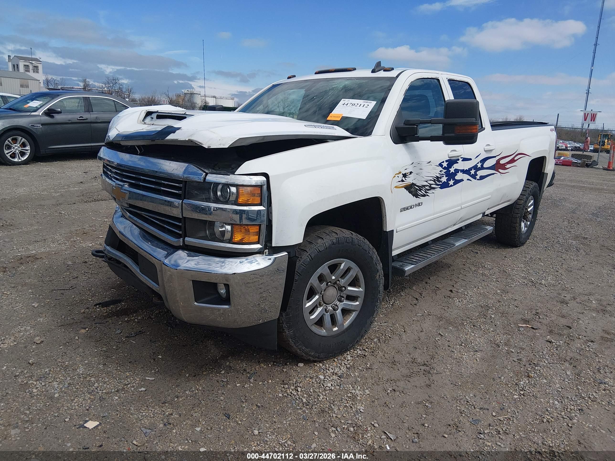 CHEVROLET SILVERADO image 2