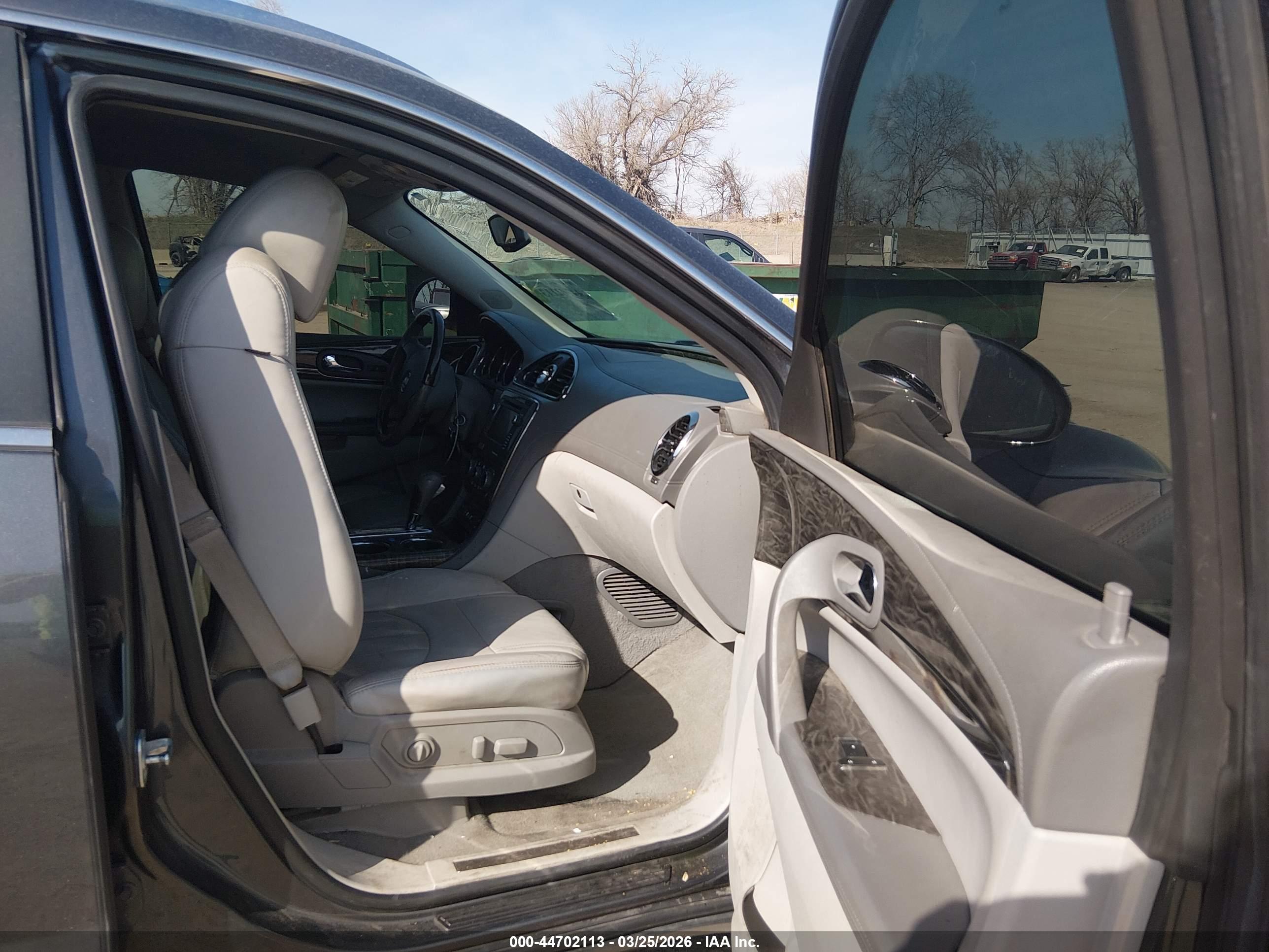 BUICK ENCLAVE image 5