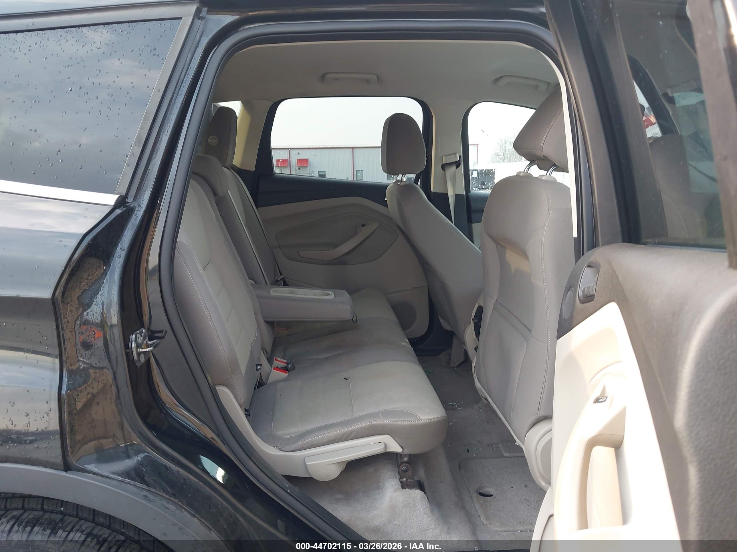 FORD ESCAPE image 8