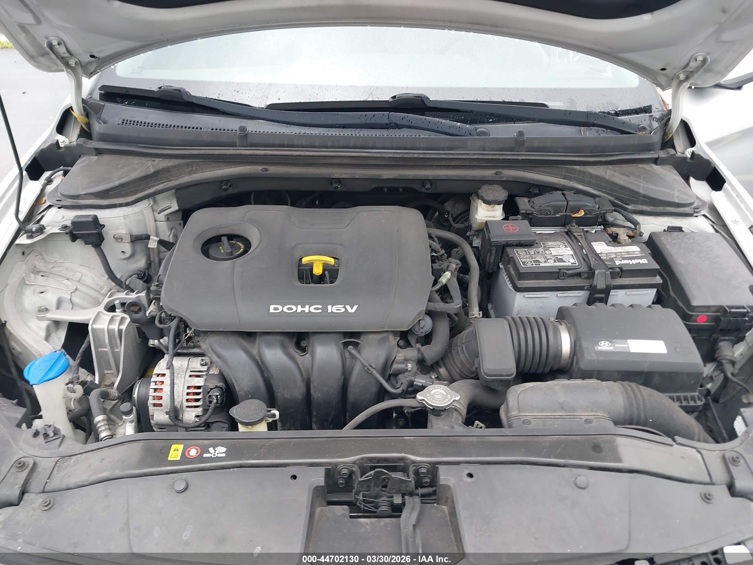 HYUNDAI ELANTRA image 10