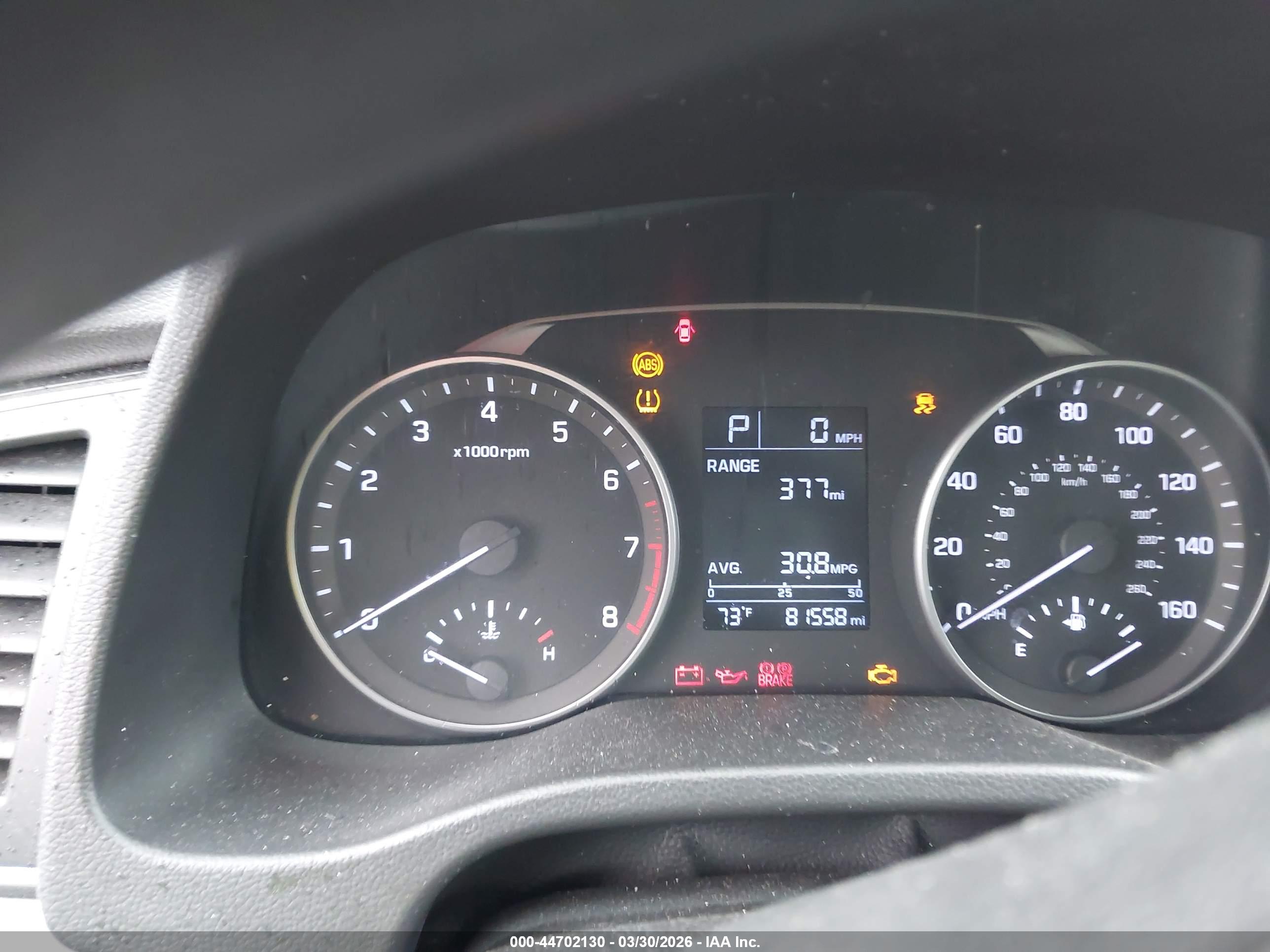 HYUNDAI ELANTRA image 7