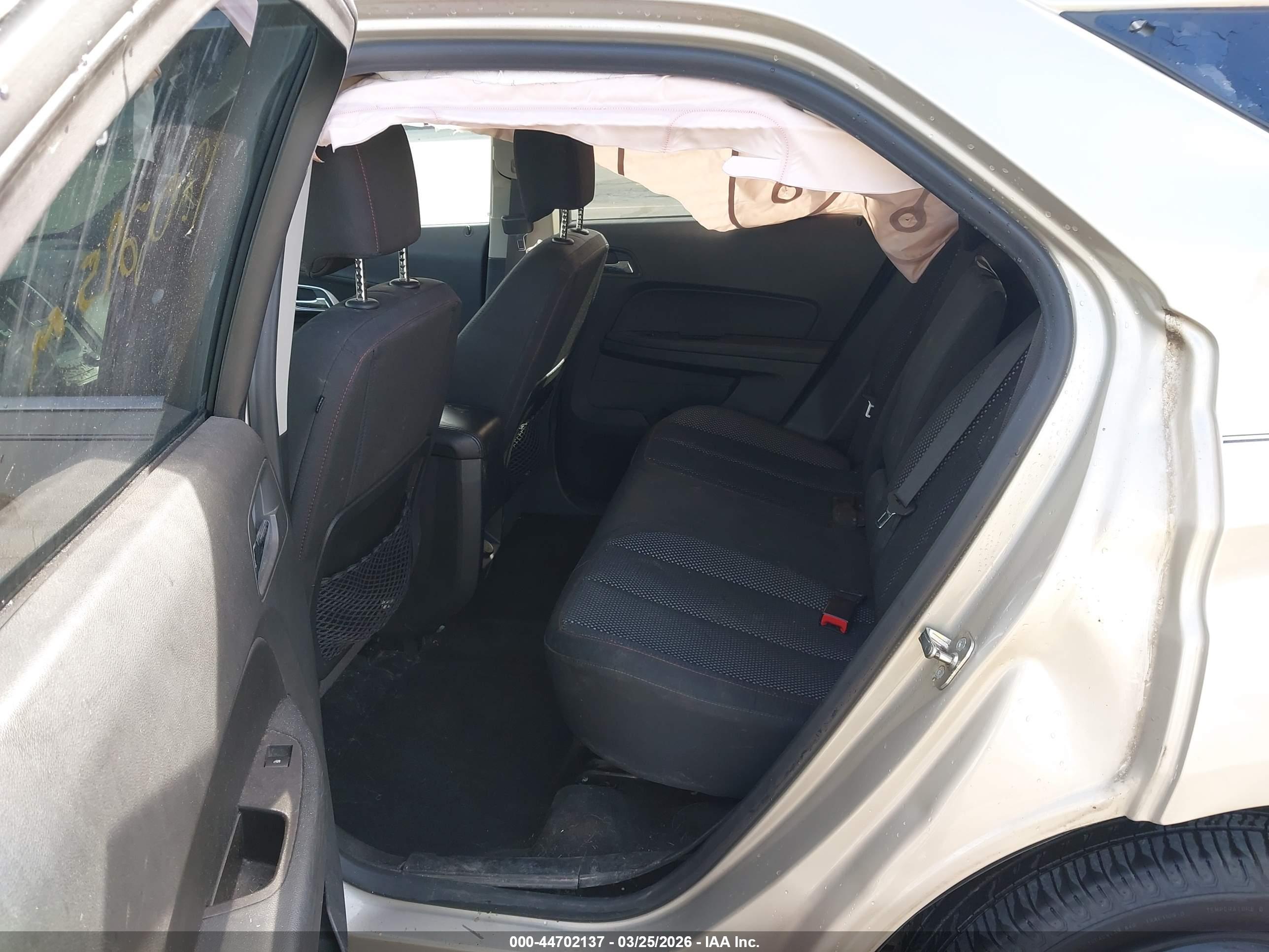 CHEVROLET EQUINOX image 8