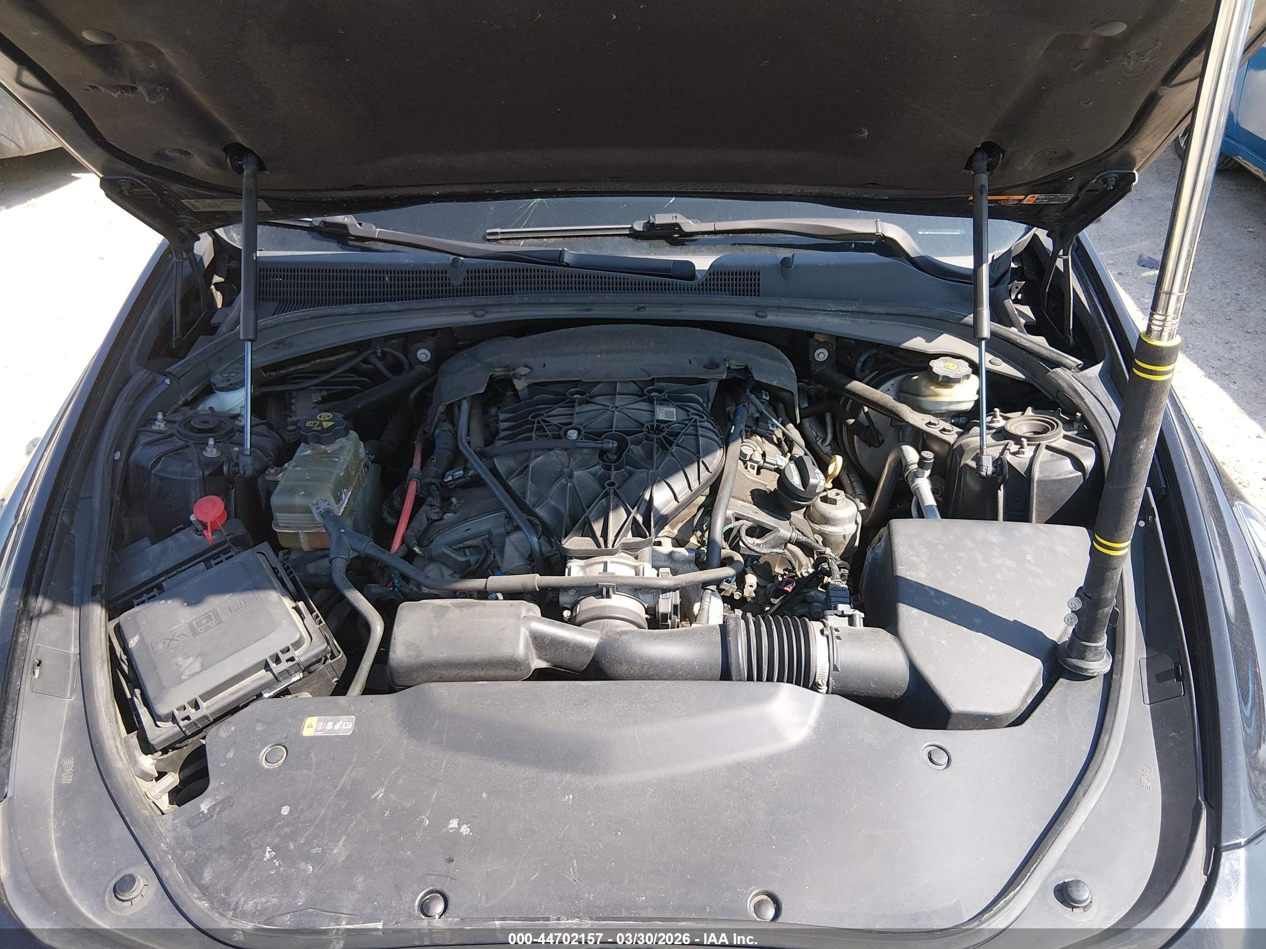 CADILLAC CTS image 10