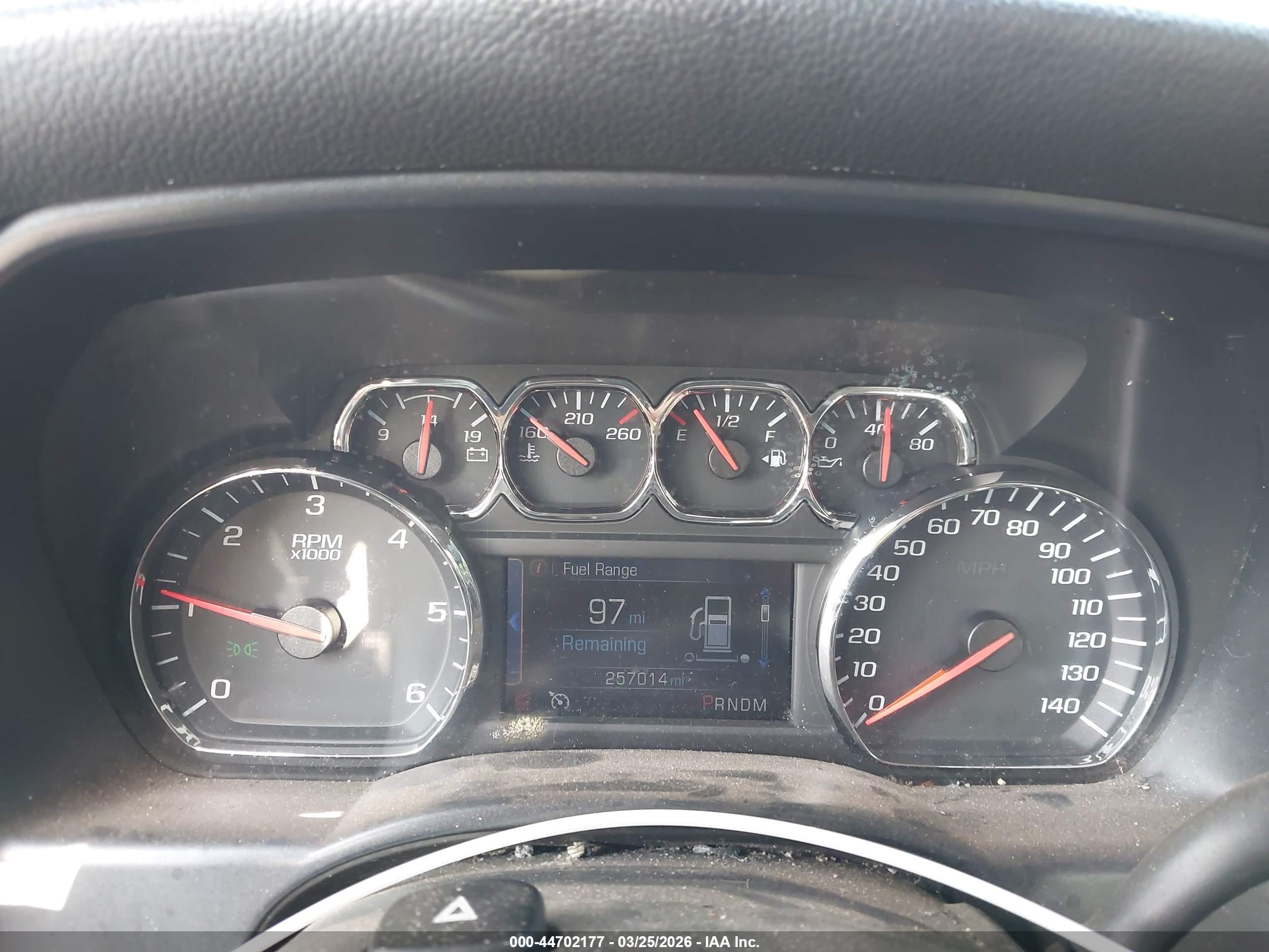 CHEVROLET SILVERADO image 7