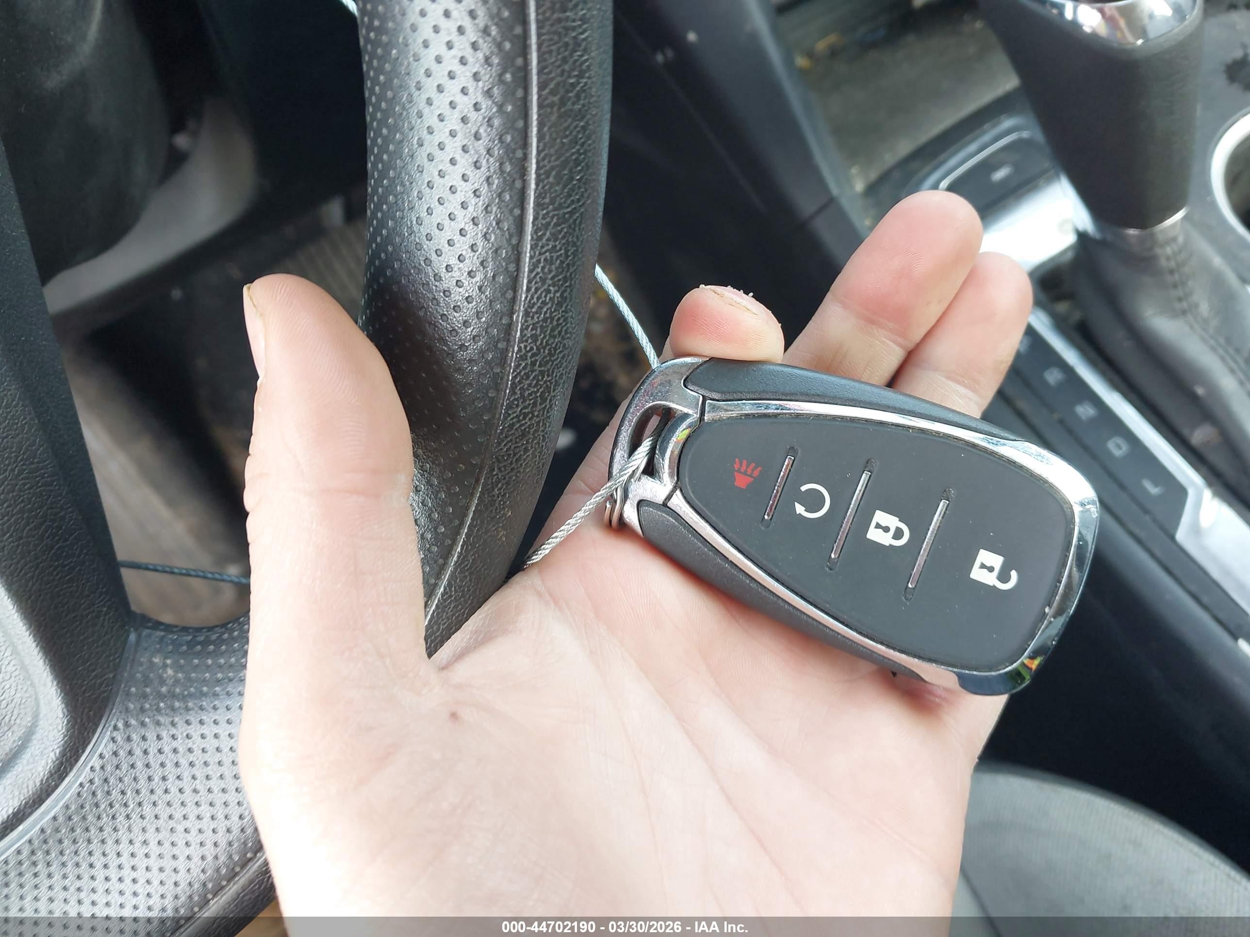 CHEVROLET EQUINOX image 11