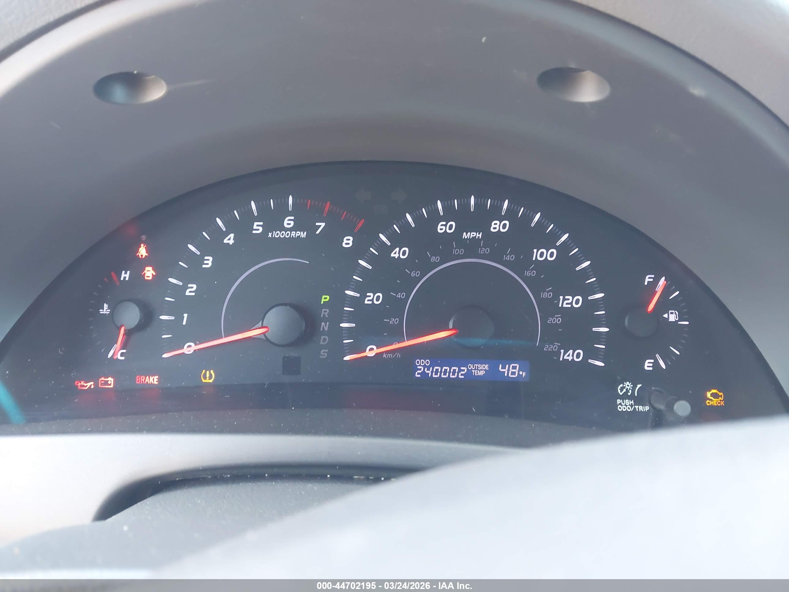 TOYOTA CAMRY image 7