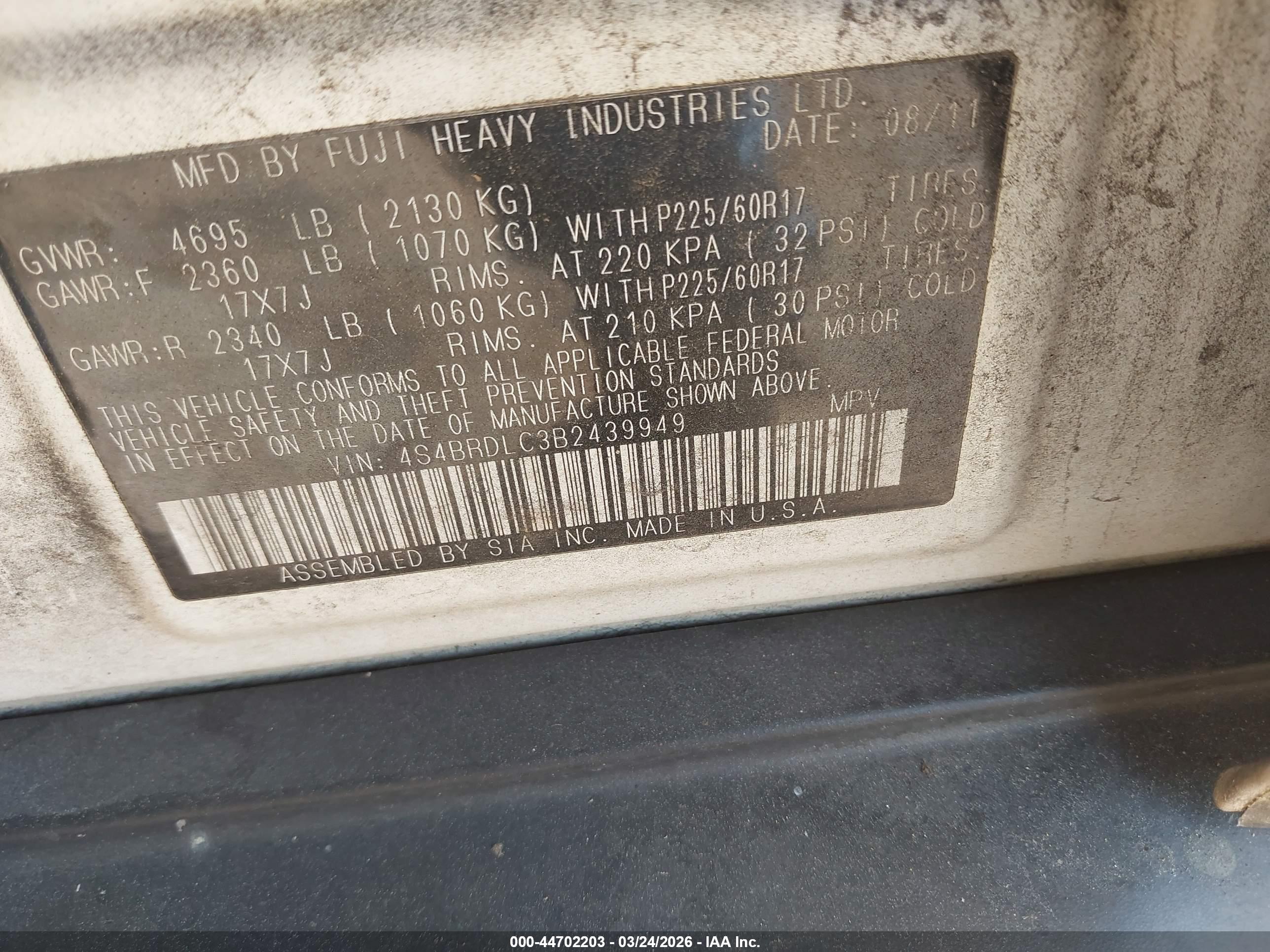 SUBARU OUTBACK image 9