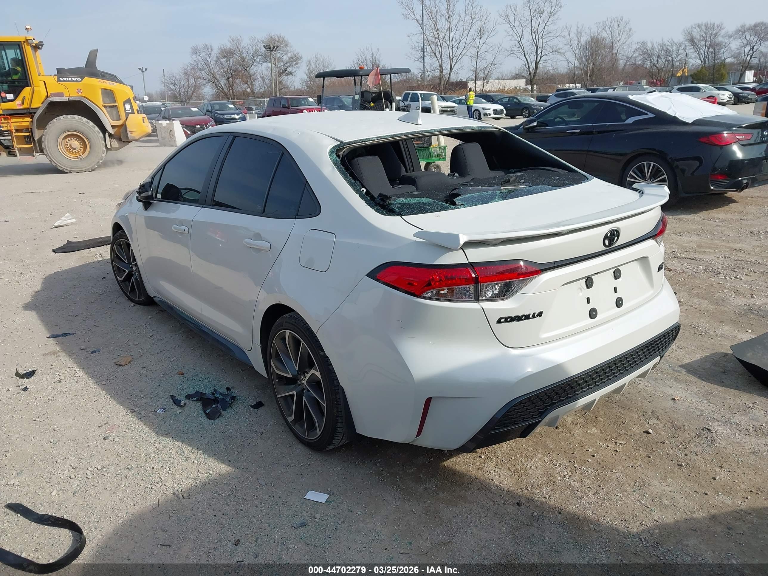 TOYOTA COROLLA image 3
