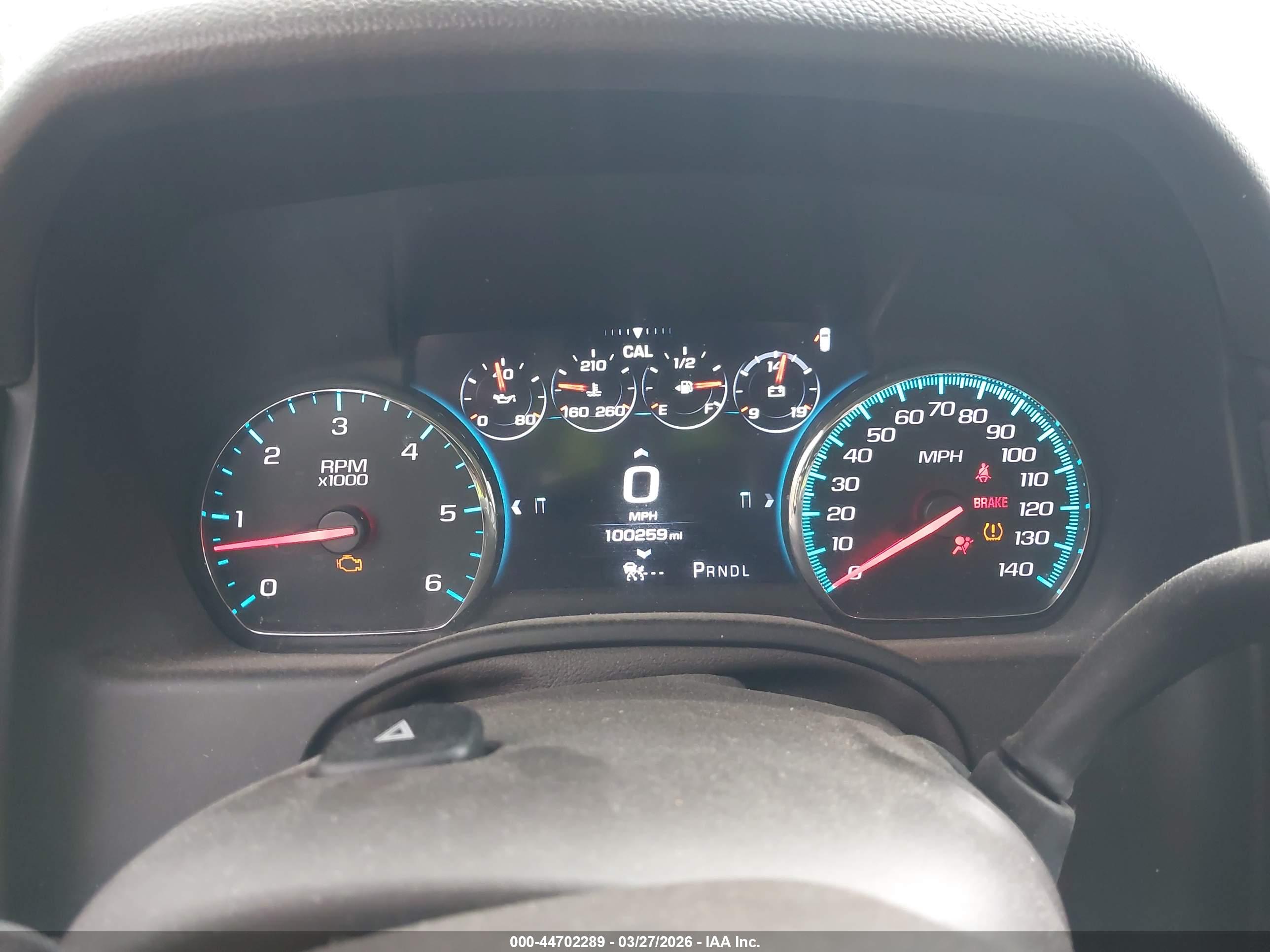 CHEVROLET SUBURBAN image 7