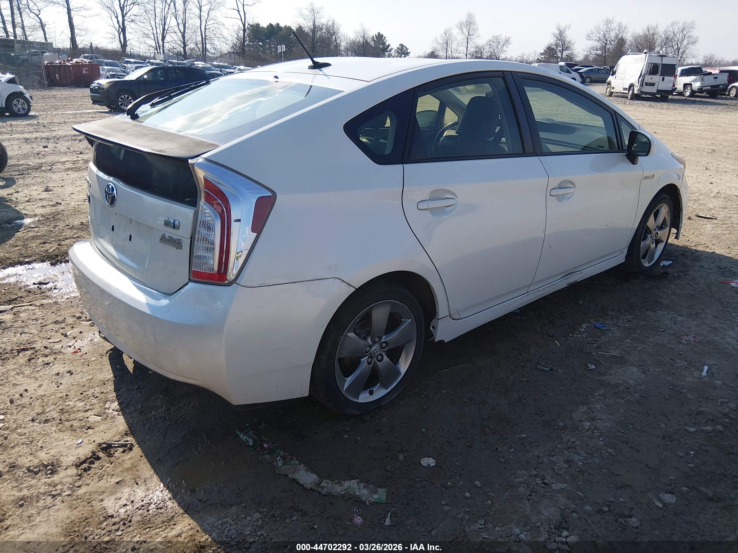TOYOTA PRIUS image 4