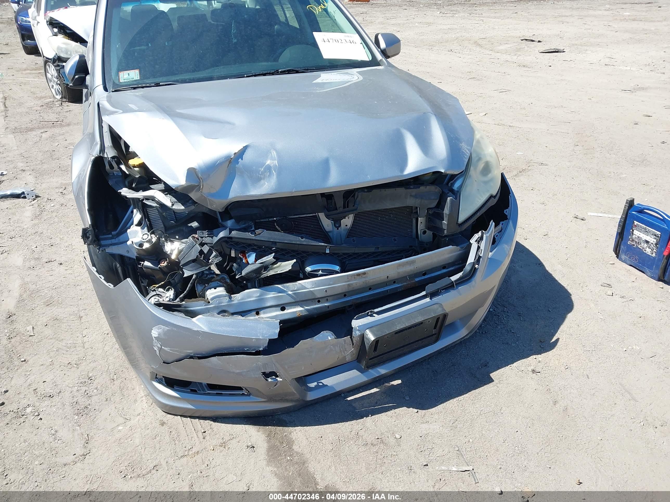 SUBARU LEGACY image 6