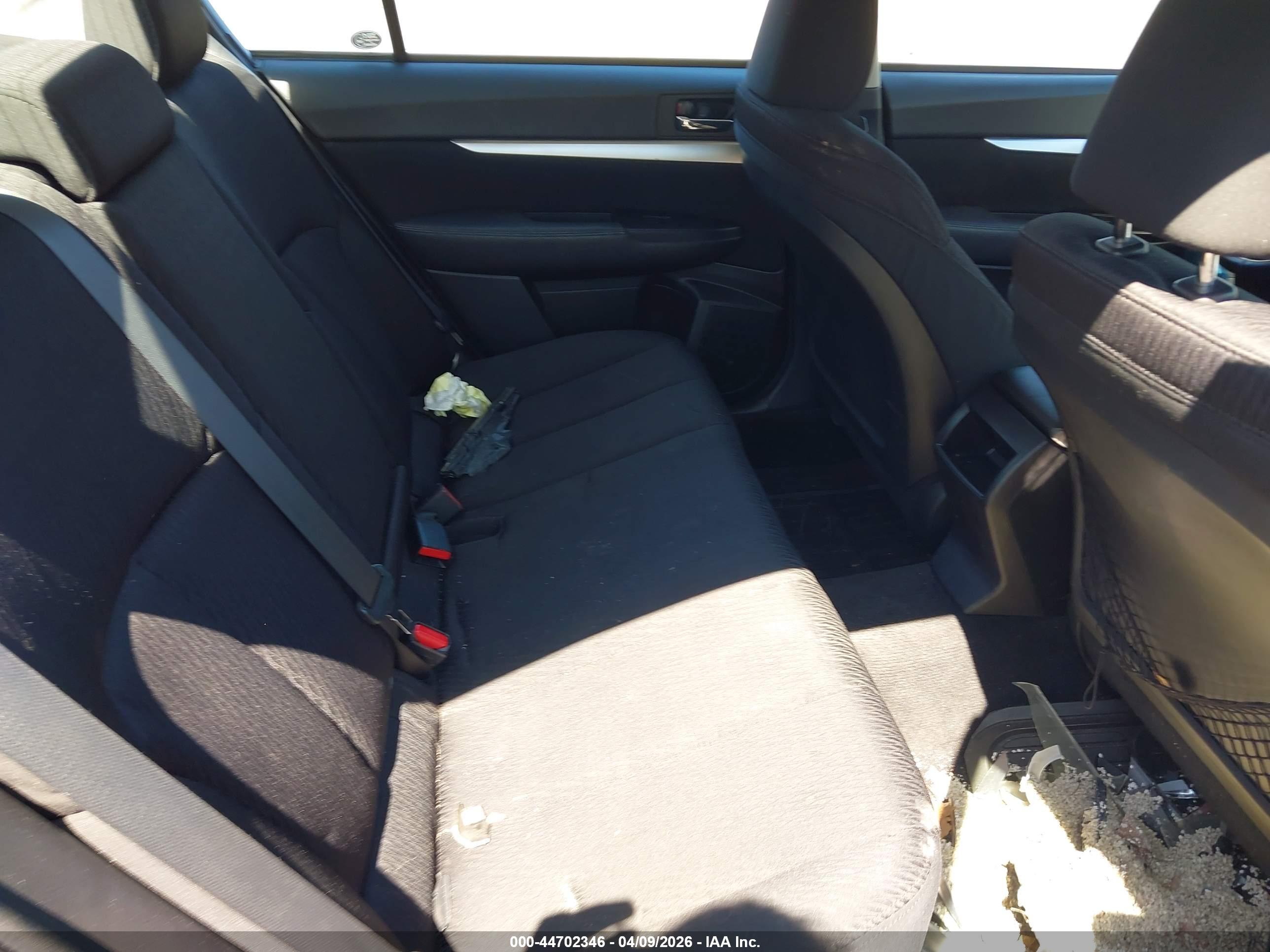 SUBARU LEGACY image 8