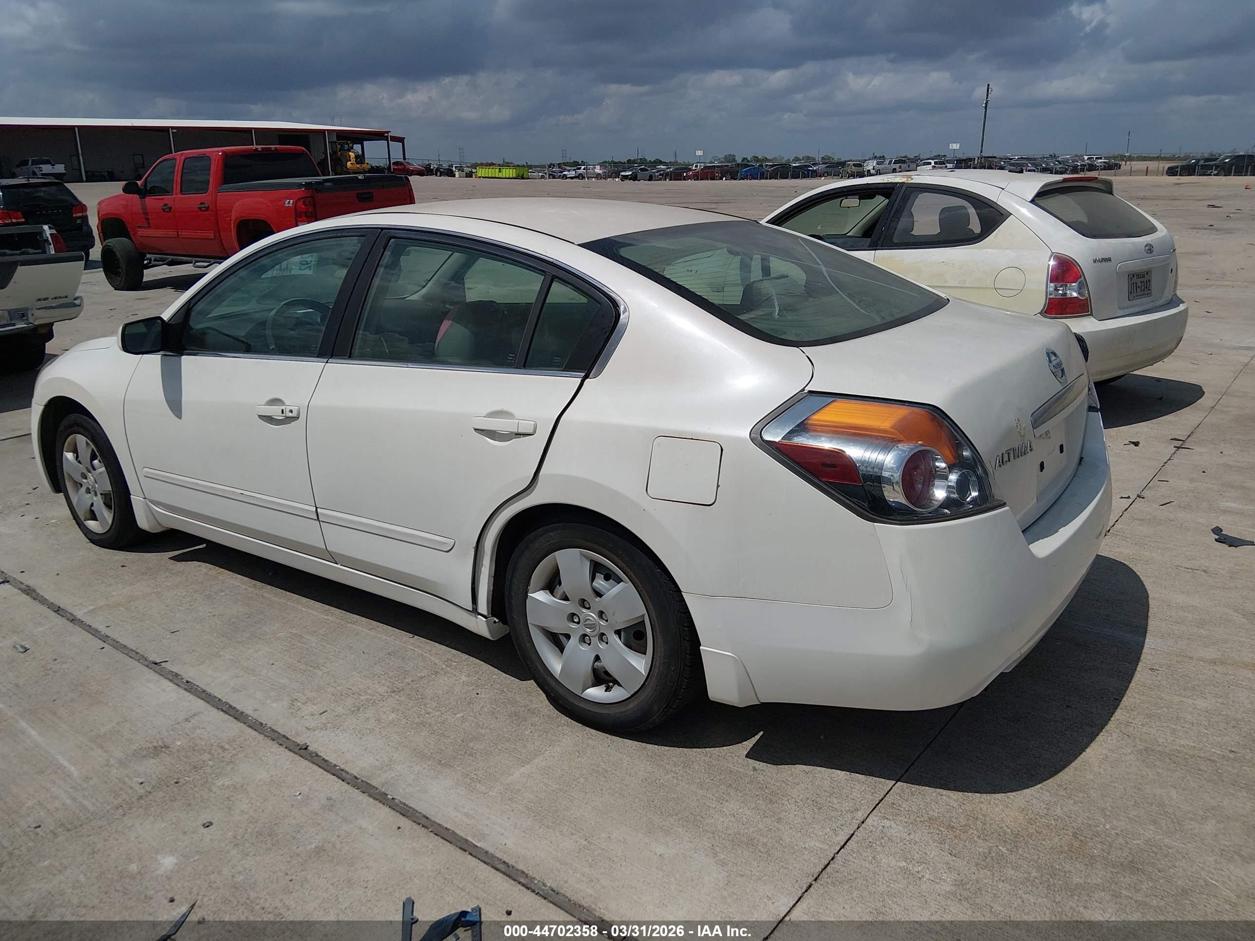 NISSAN ALTIMA image 3