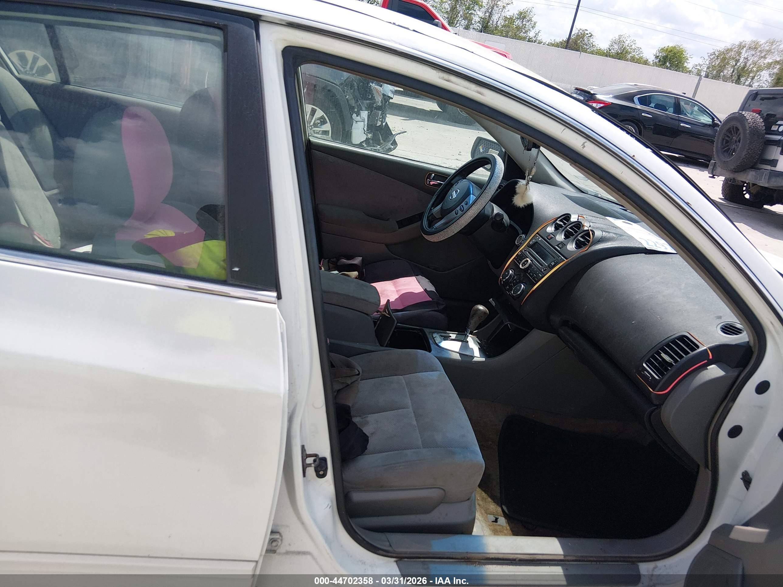 NISSAN ALTIMA image 5