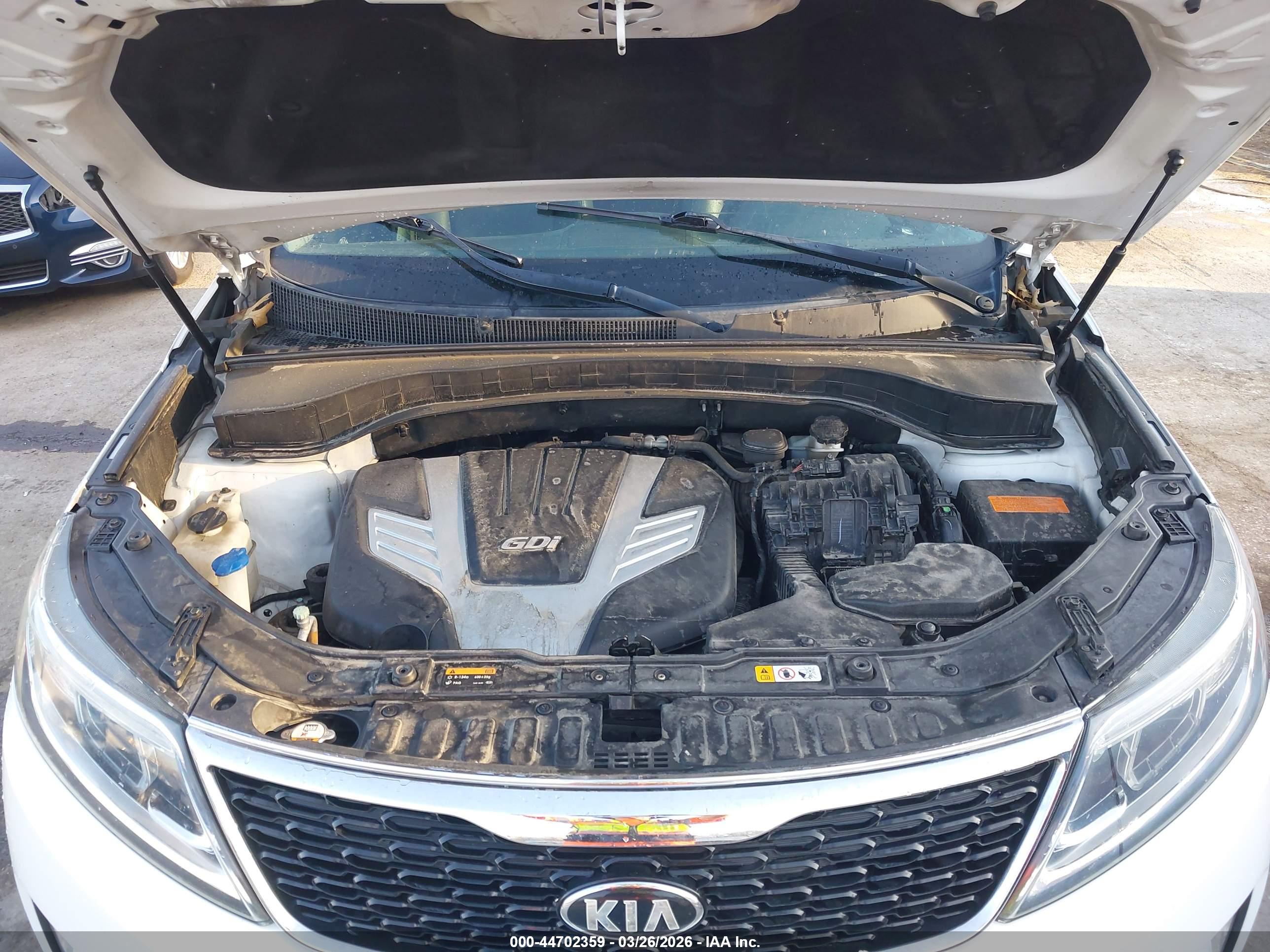 KIA SORENTO image 10