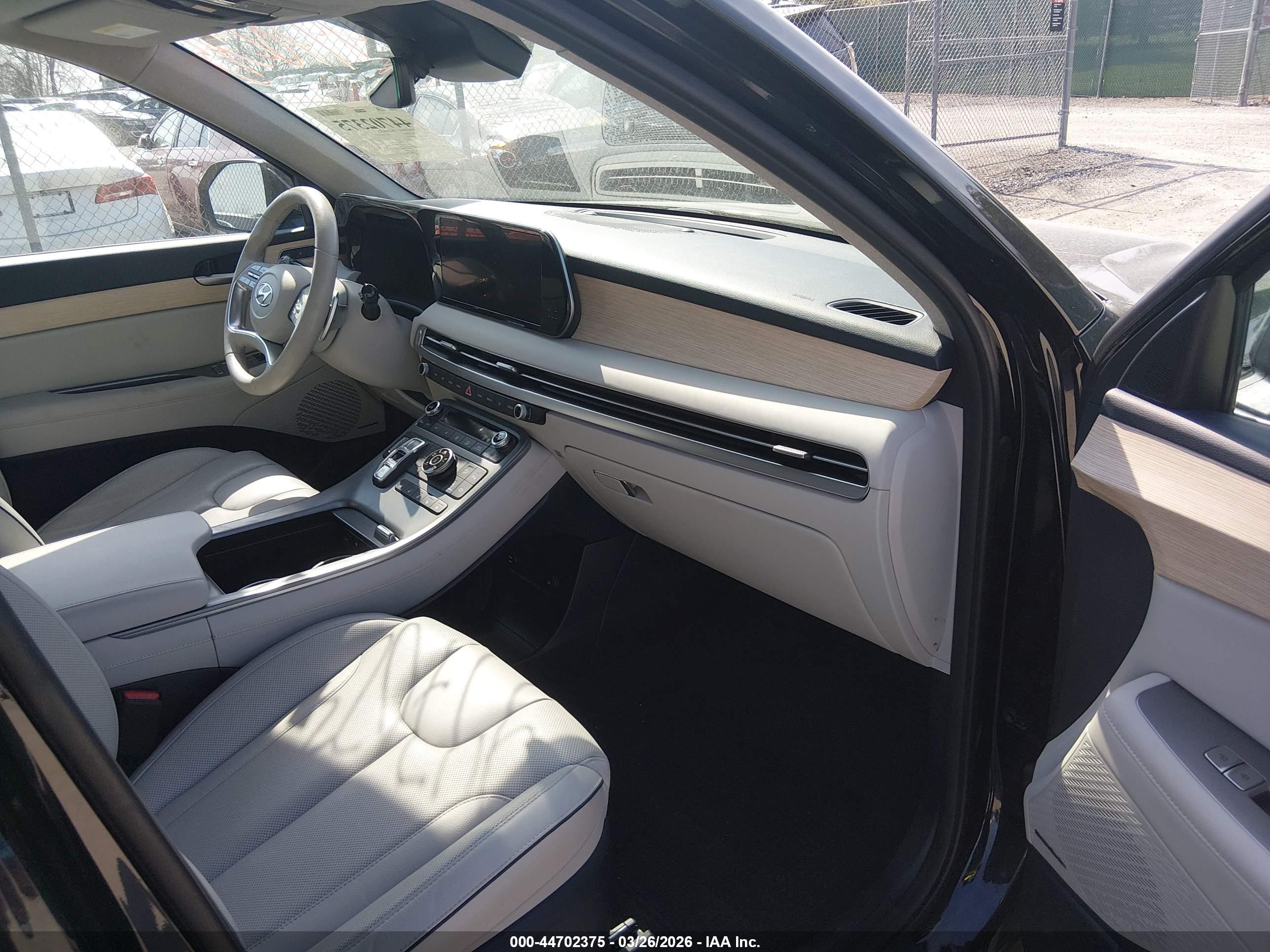 HYUNDAI PALISADE image 5