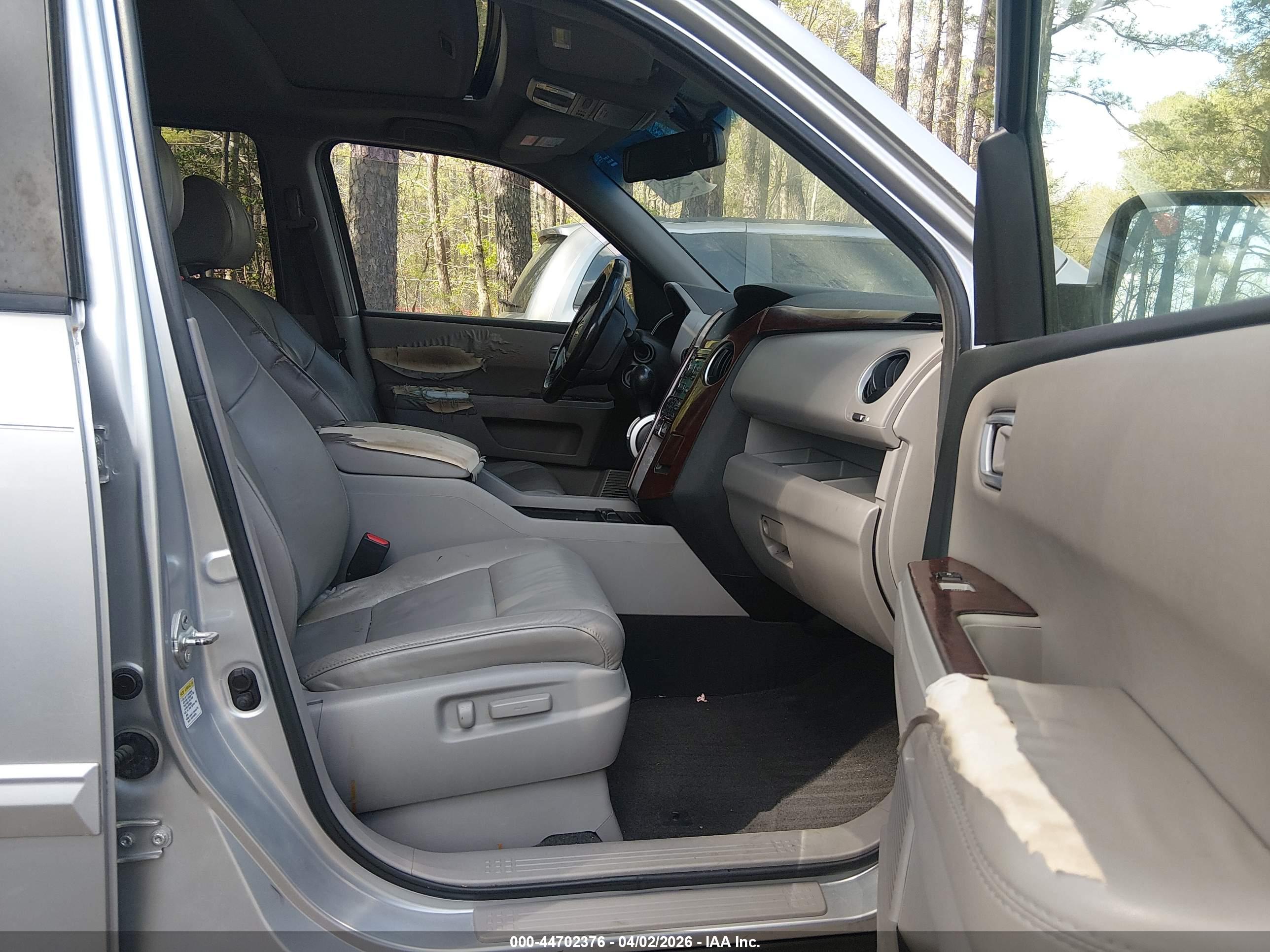 HONDA PILOT image 5