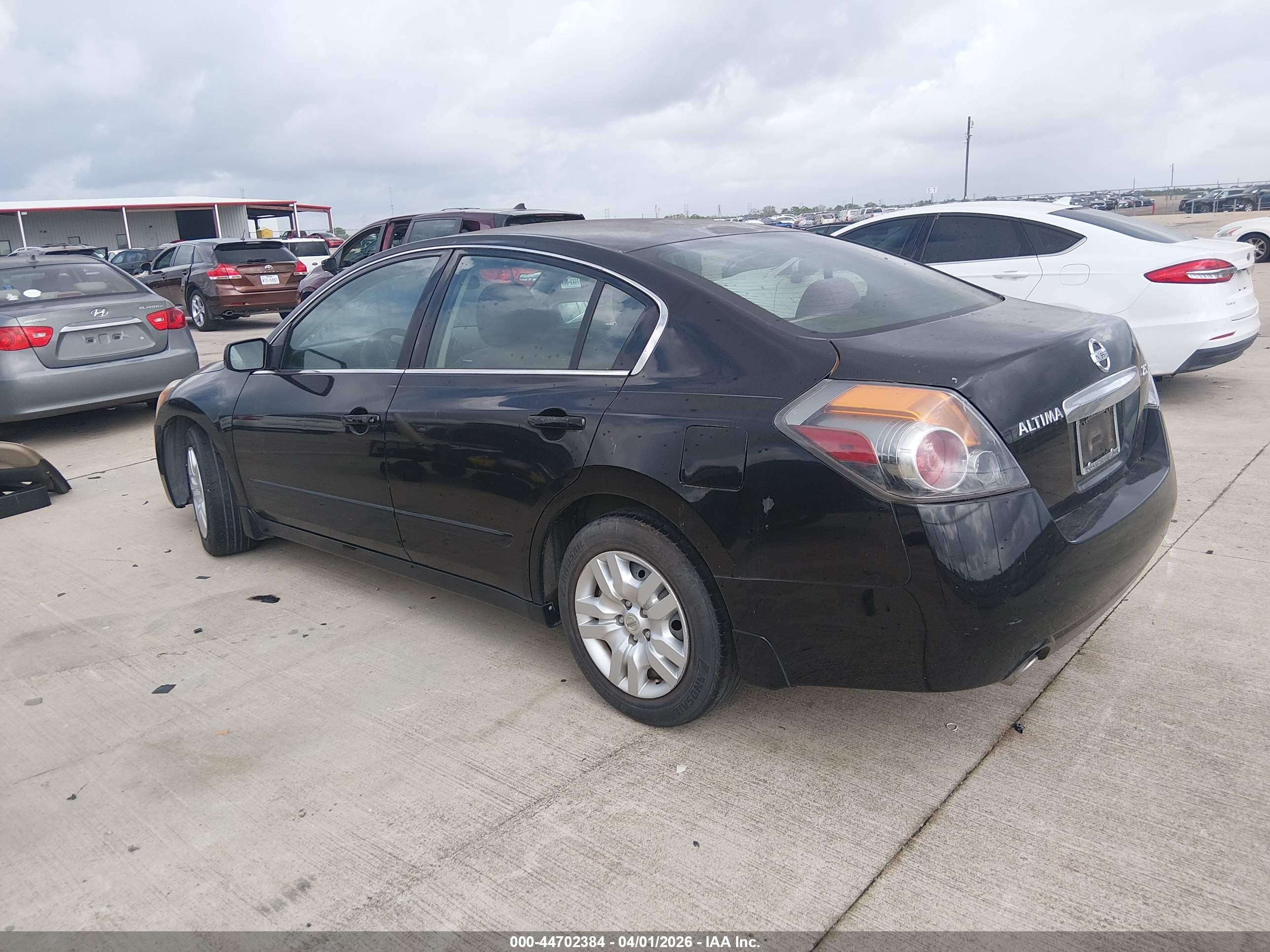 NISSAN ALTIMA image 3
