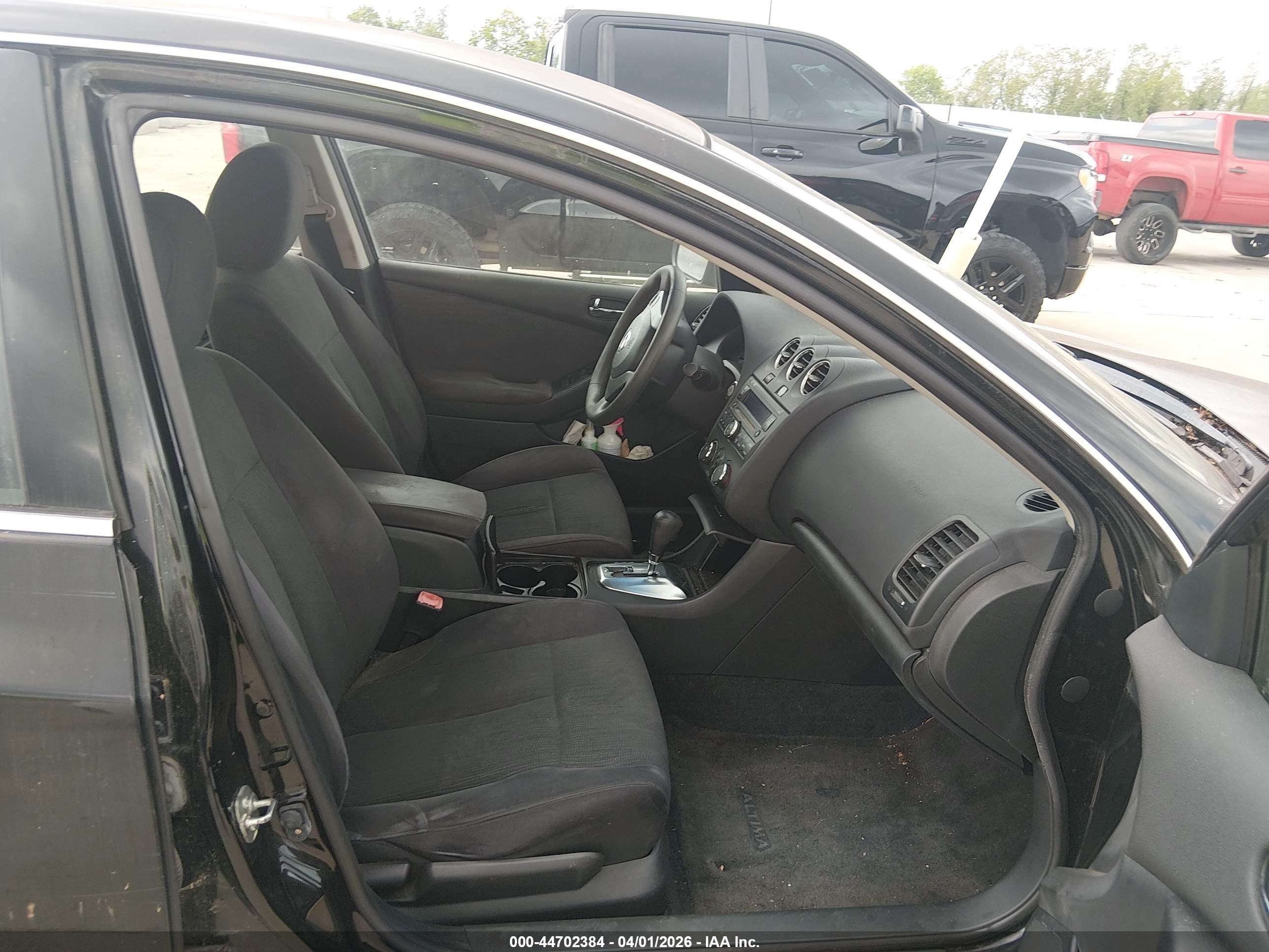 NISSAN ALTIMA image 5