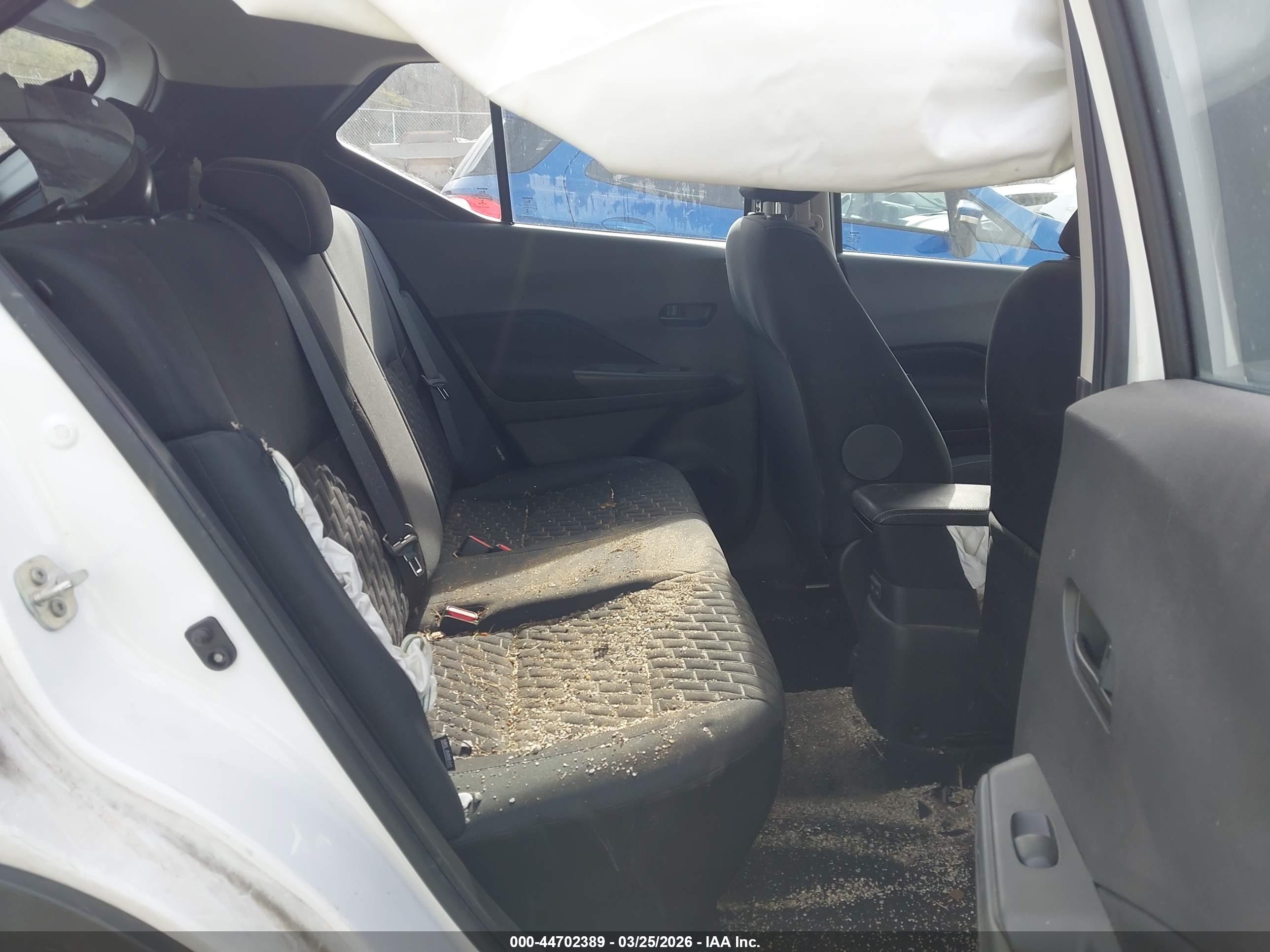 NISSAN KICKS image 8