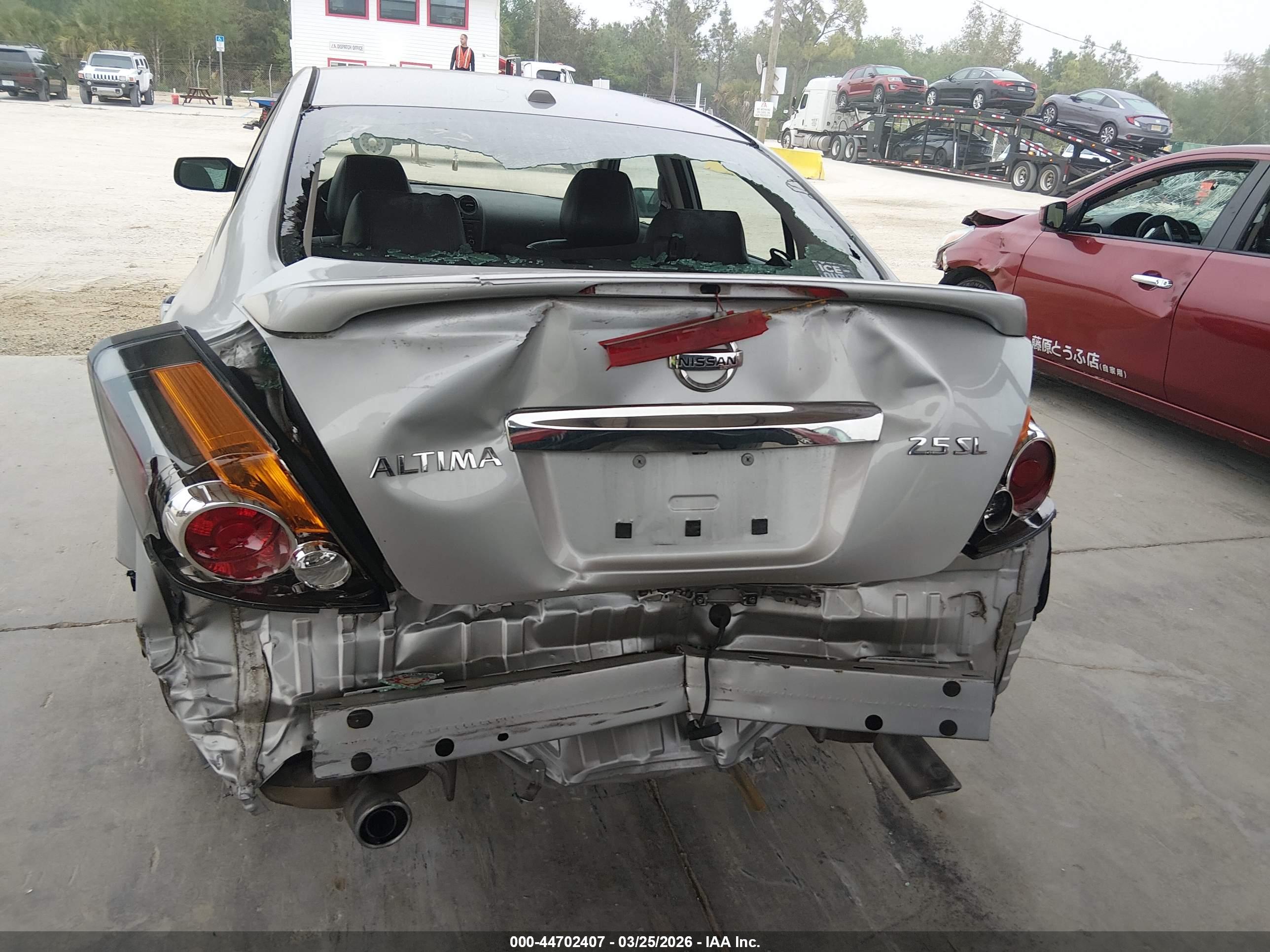 NISSAN ALTIMA image 6
