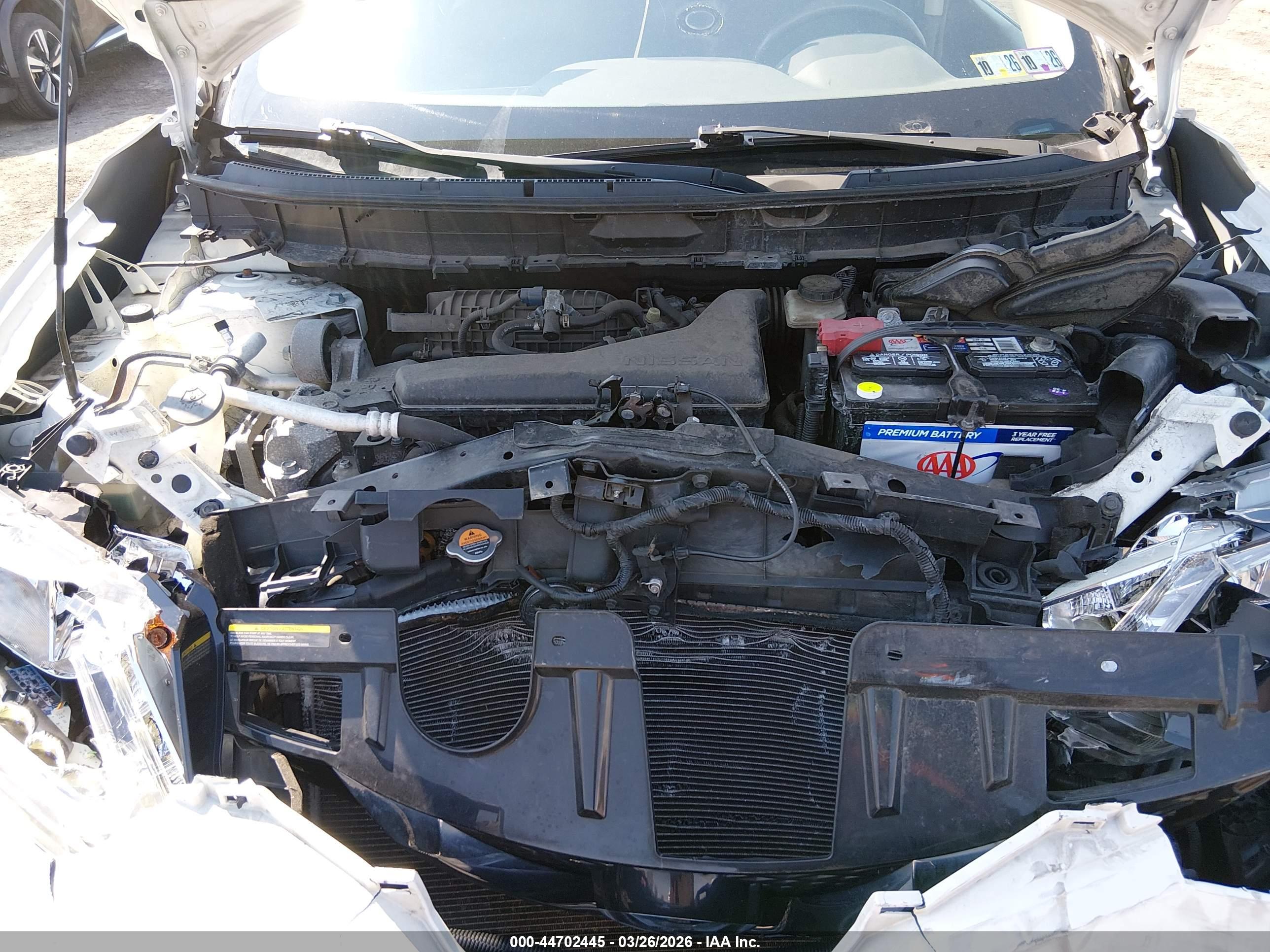 NISSAN ROGUE image 10
