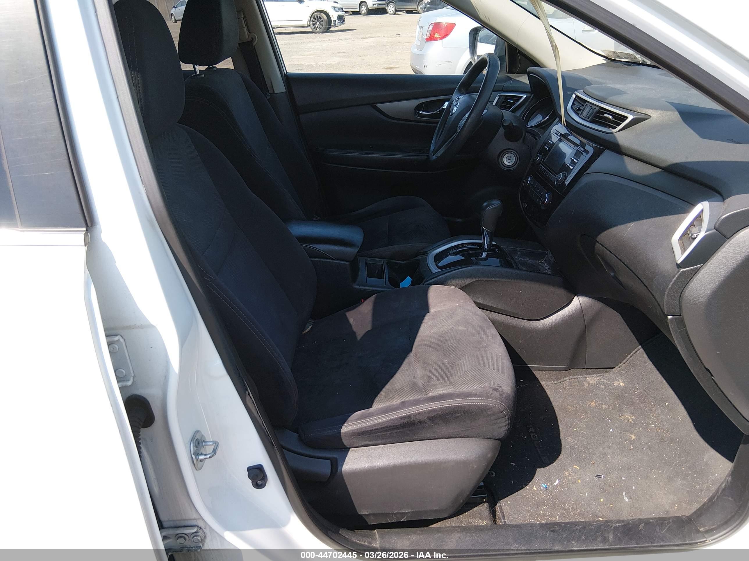 NISSAN ROGUE image 5