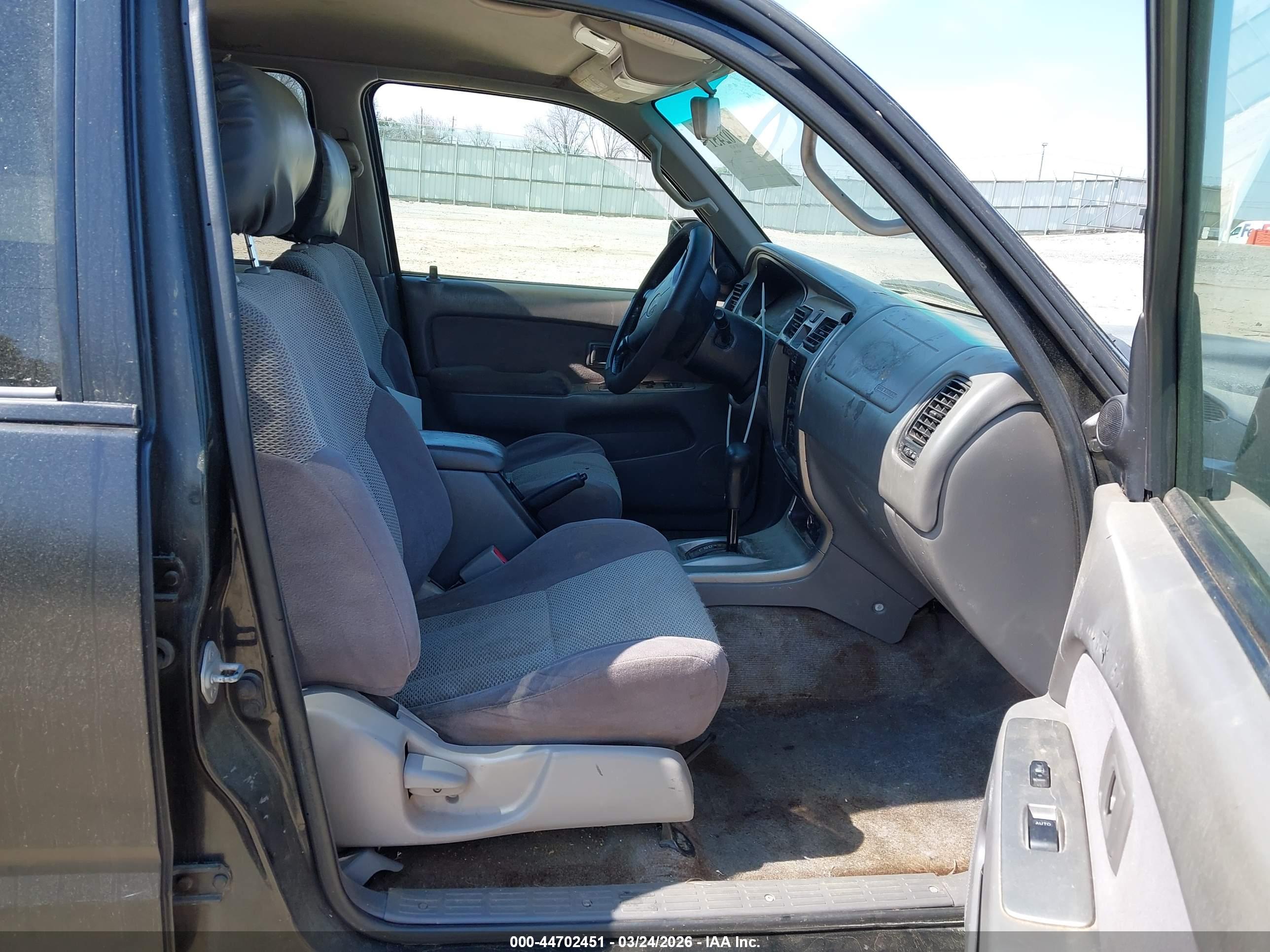 TOYOTA 4RUNNER image 5