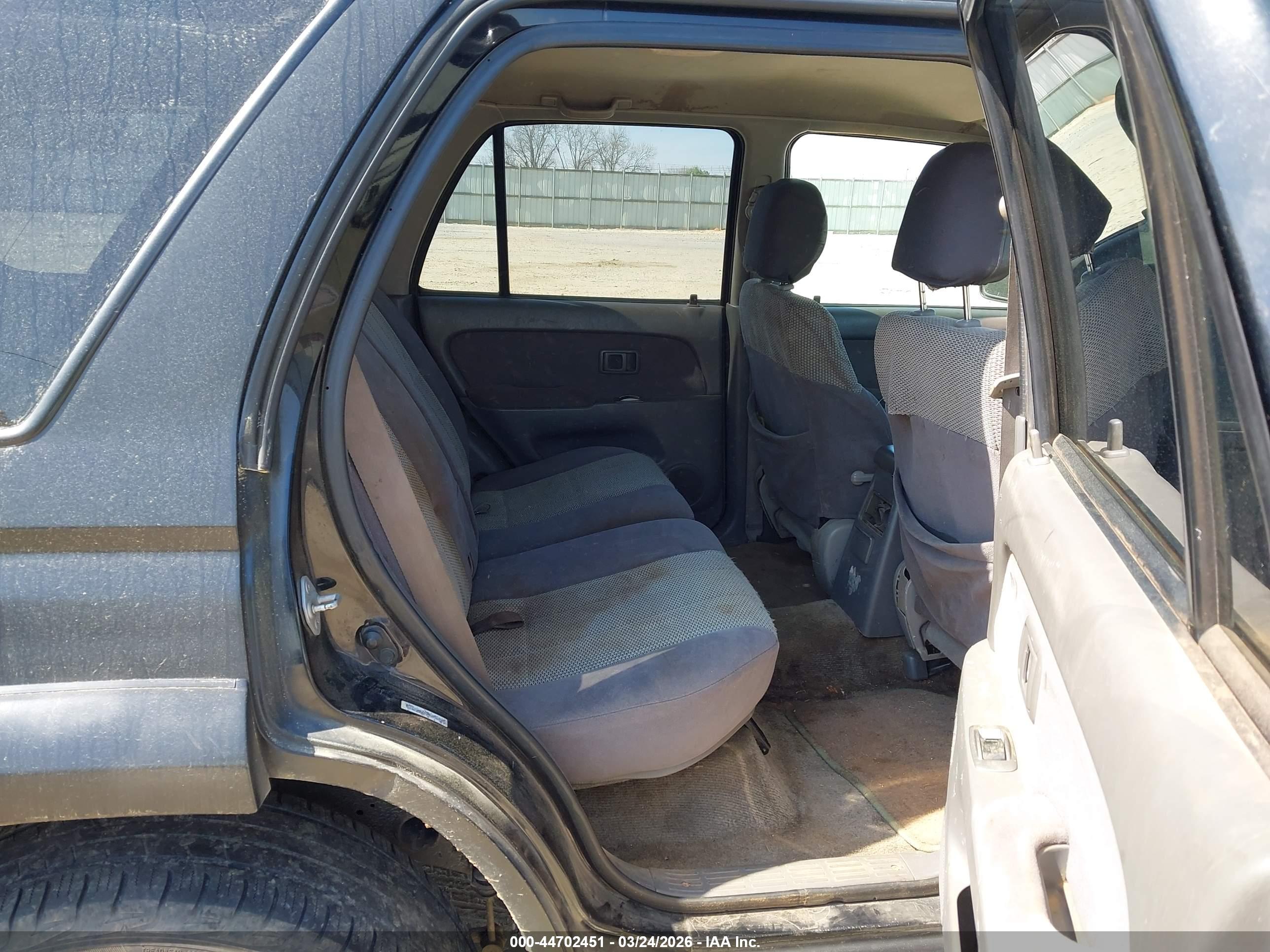 TOYOTA 4RUNNER image 8